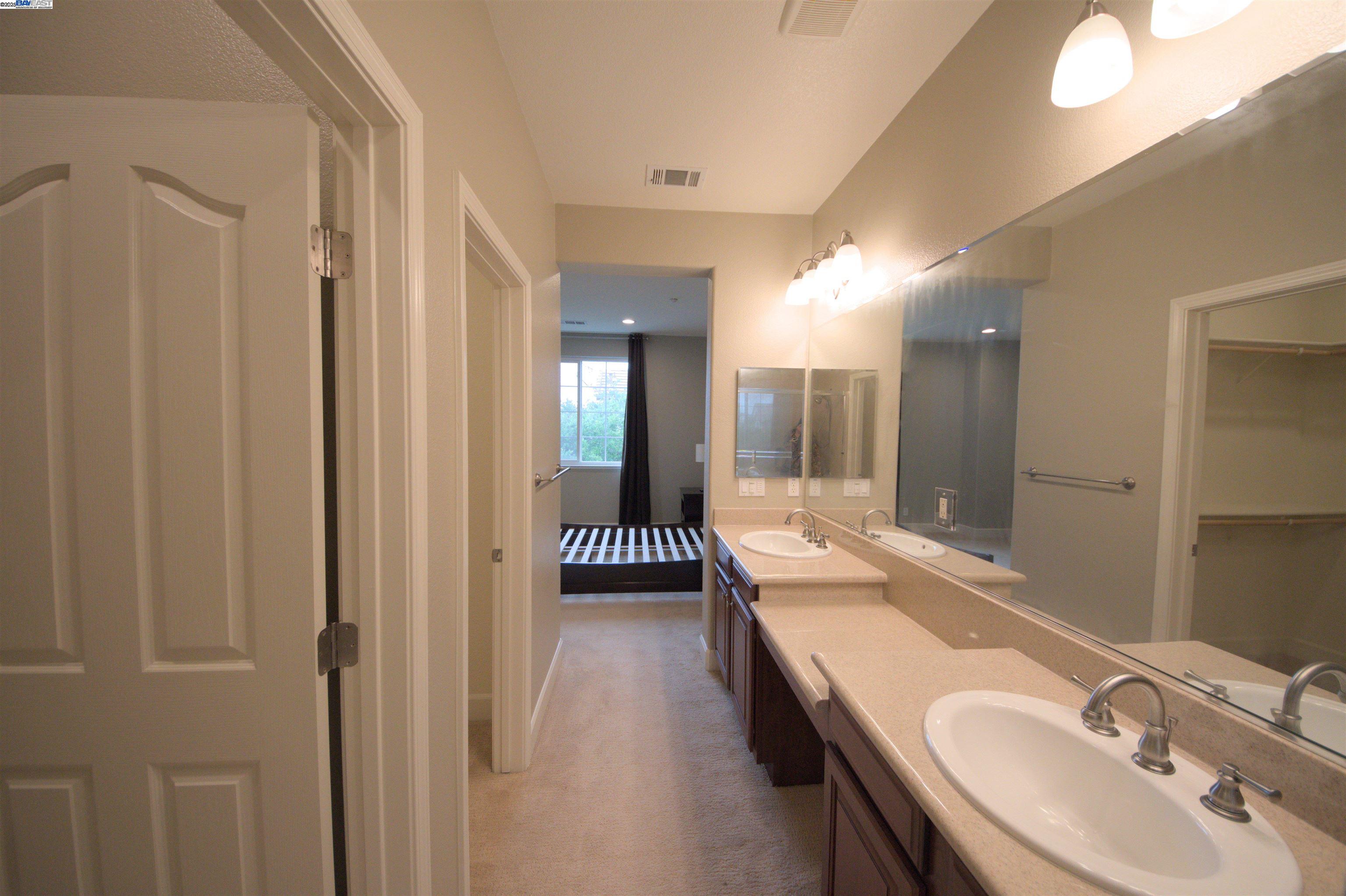 1067 Green St, Union City, California 94587, 3 Bedrooms Bedrooms, 7 Rooms Rooms,2 BathroomsBathrooms,Residential Lease,For Rent,1067 Green St,41101820