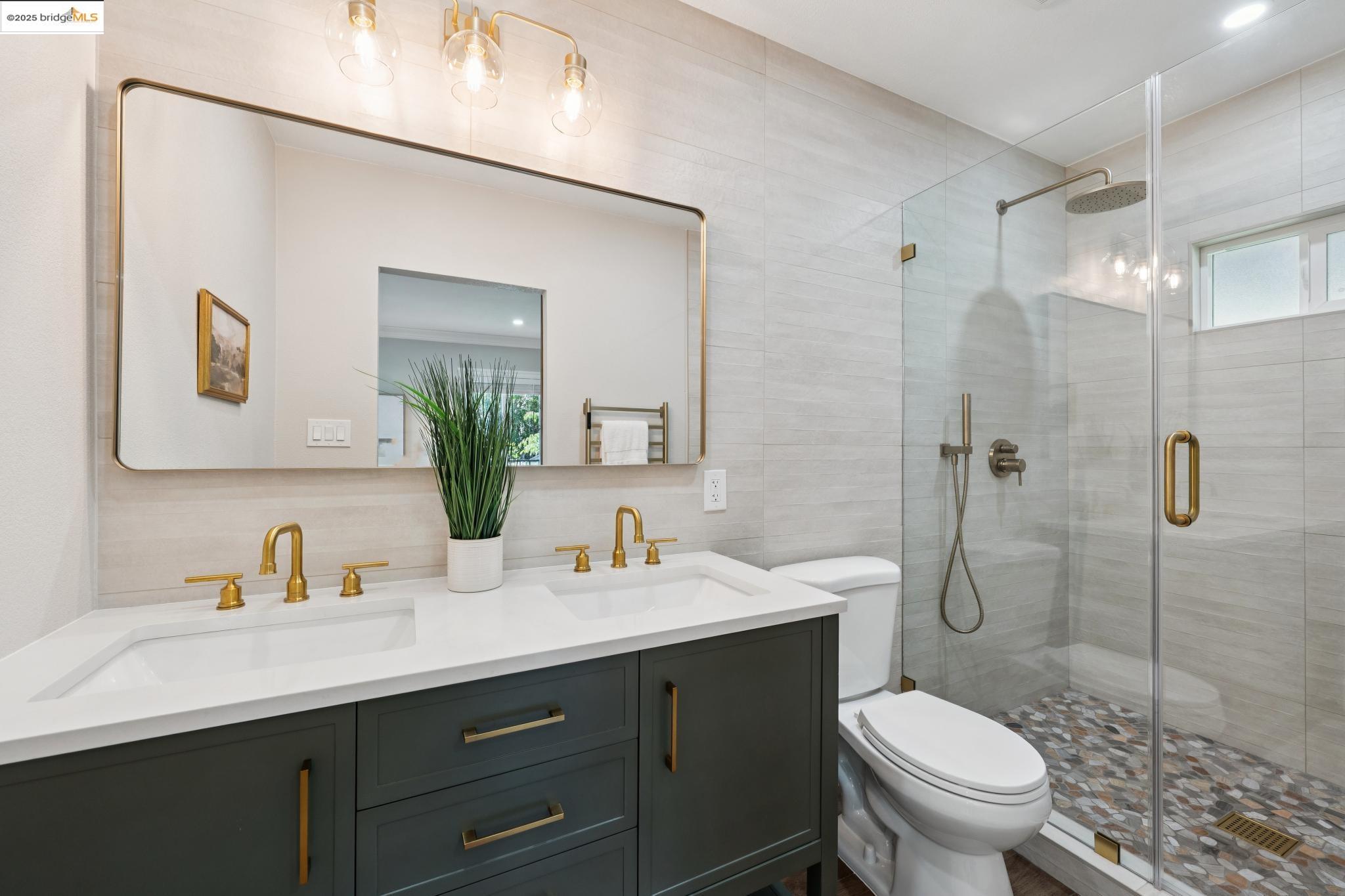 Detail Gallery Image 29 of 58 For 744 Coventry Road, Kensington,  CA 94707 - 4 Beds | 3 Baths