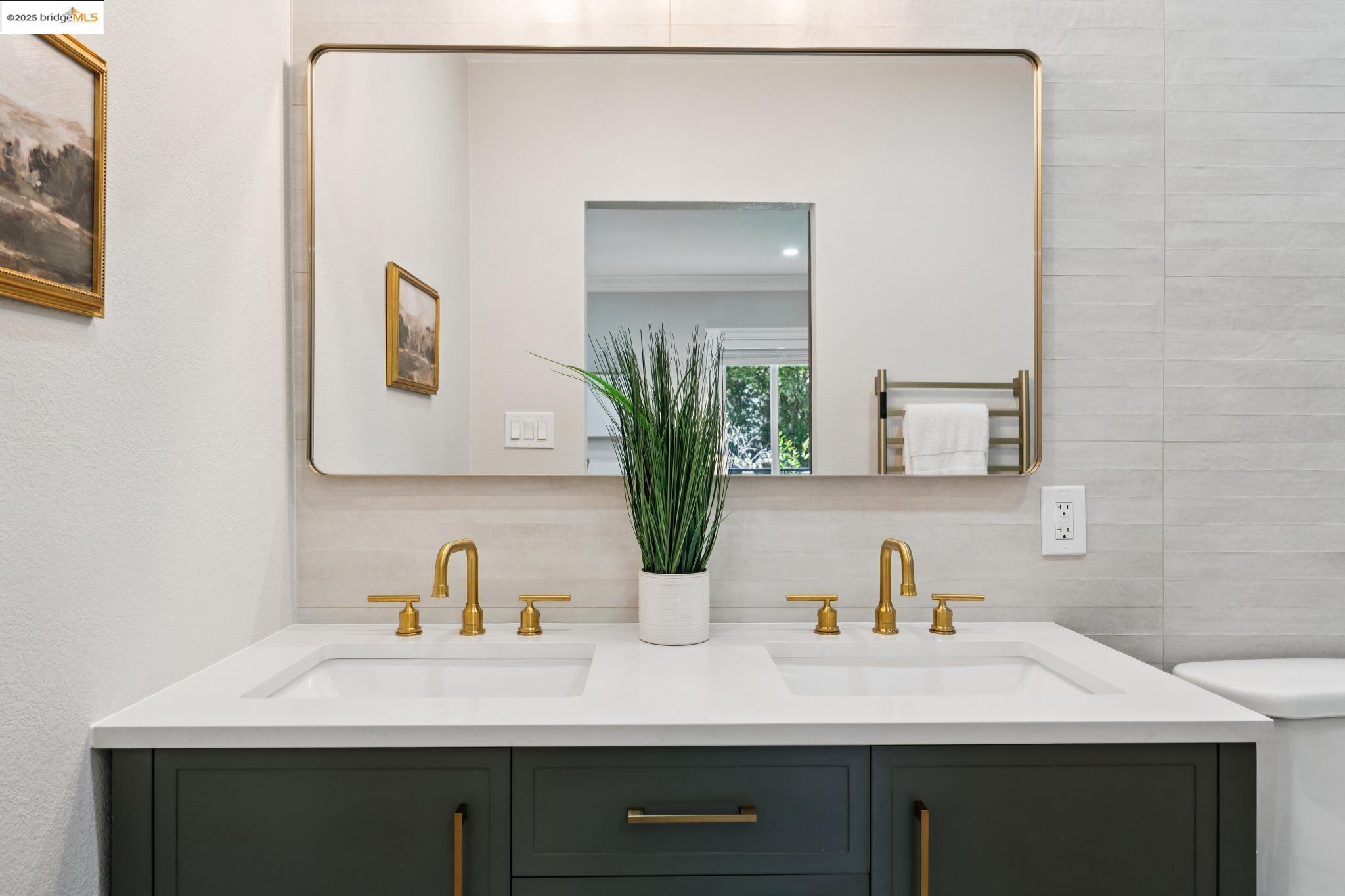 Detail Gallery Image 30 of 58 For 744 Coventry Road, Kensington,  CA 94707 - 4 Beds | 3 Baths