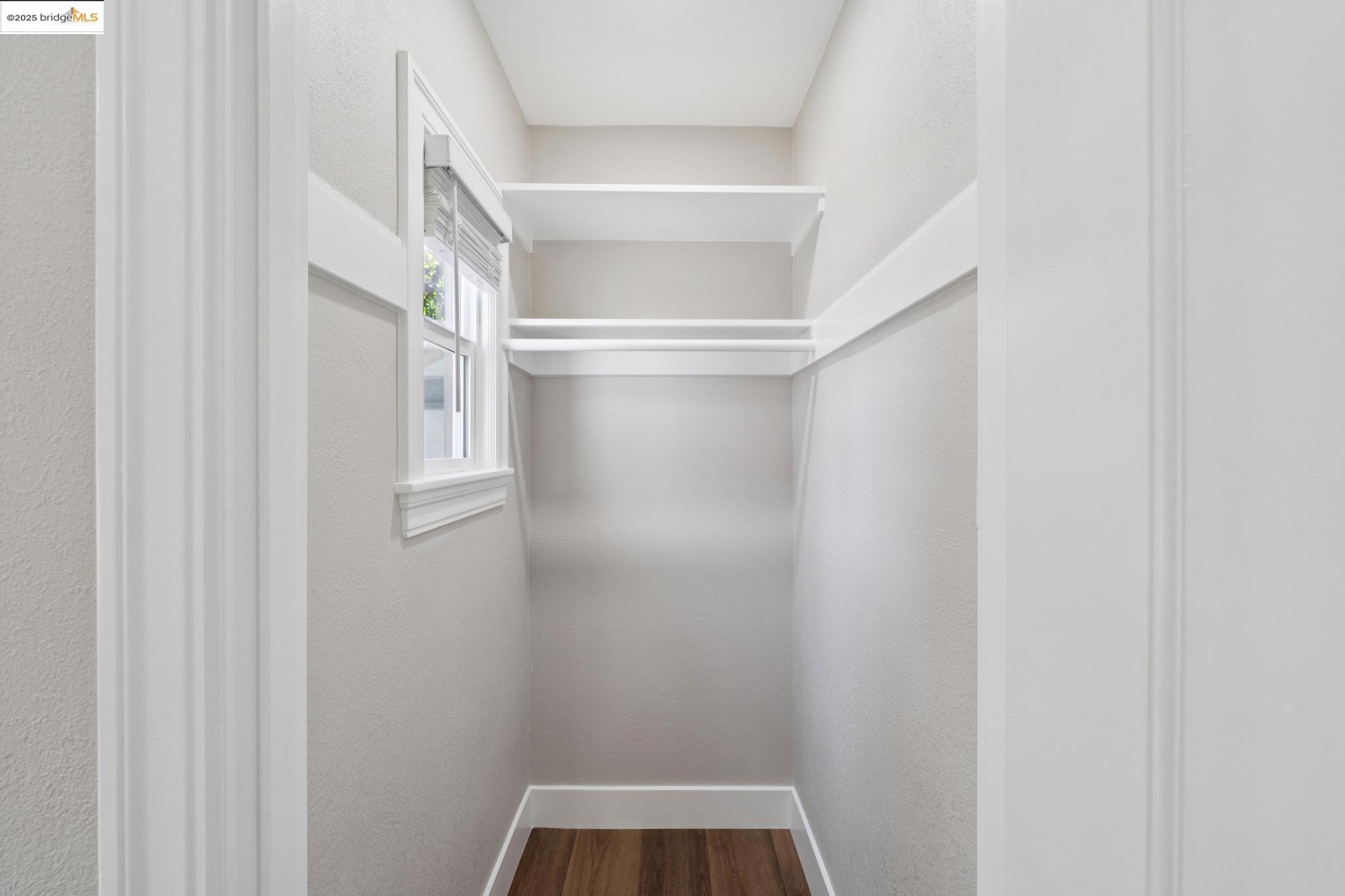 Detail Gallery Image 32 of 58 For 744 Coventry Road, Kensington,  CA 94707 - 4 Beds | 3 Baths
