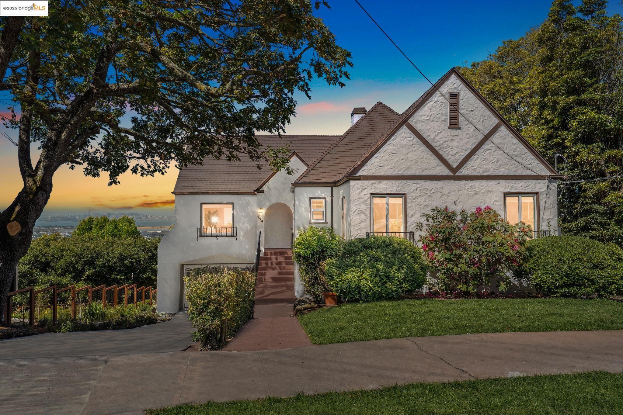 Detail Gallery Image 56 of 58 For 744 Coventry Road, Kensington,  CA 94707 - 4 Beds | 3 Baths