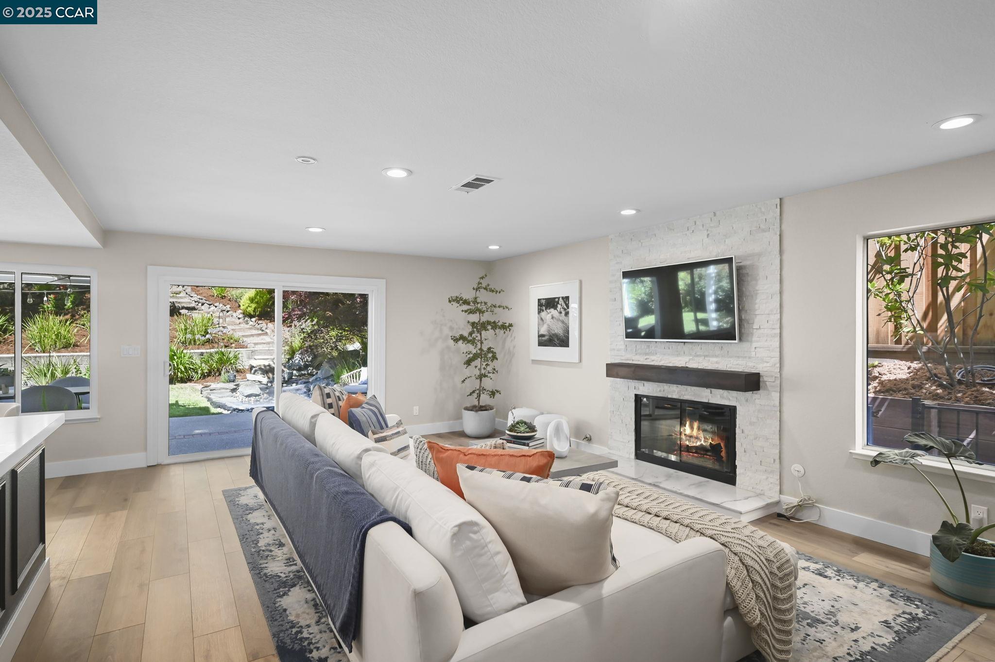 Detail Gallery Image 18 of 60 For 936 Spring Water St, Danville,  CA 94506 - 4 Beds | 3 Baths