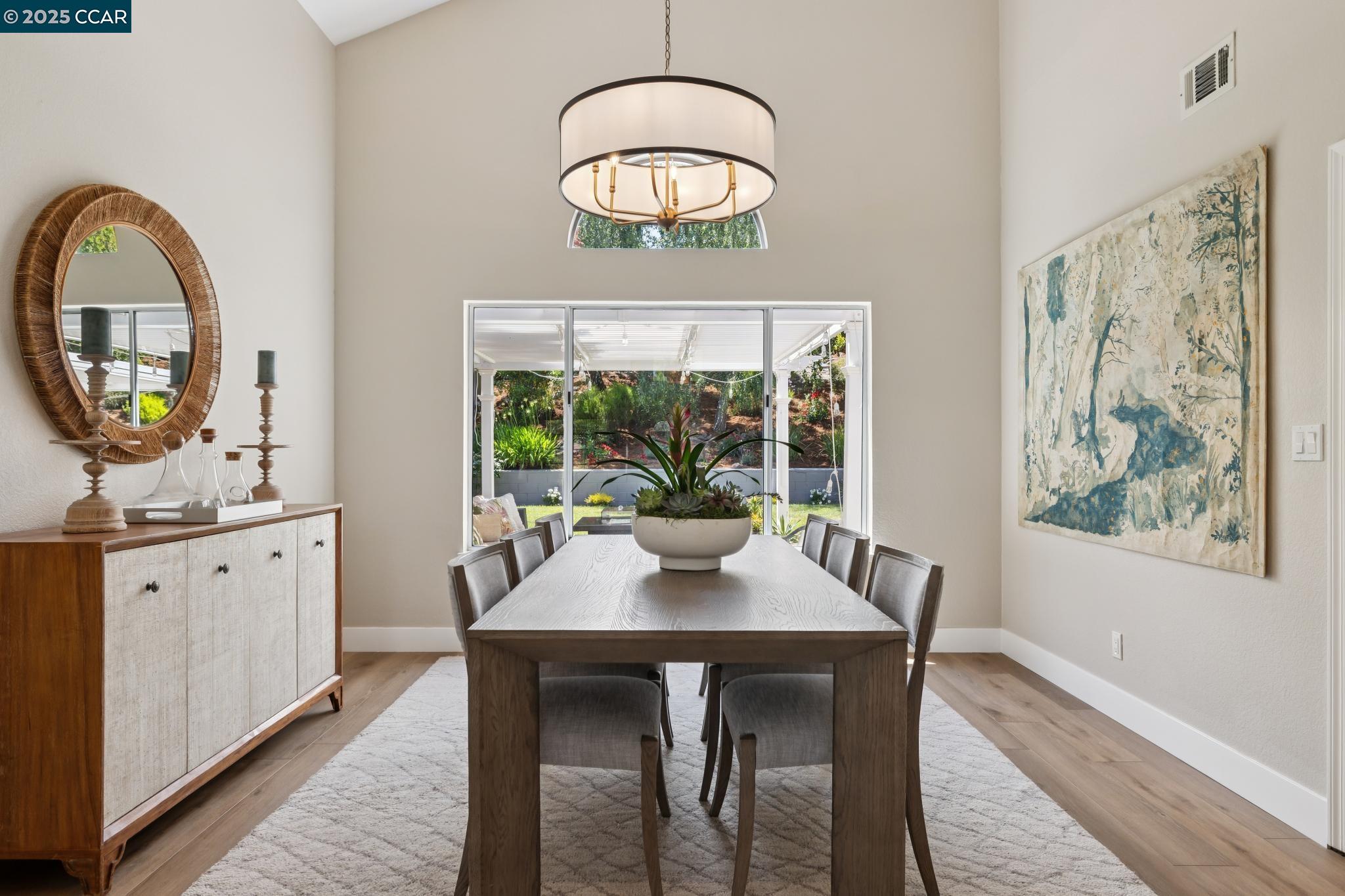 Detail Gallery Image 6 of 60 For 936 Spring Water St, Danville,  CA 94506 - 4 Beds | 3 Baths