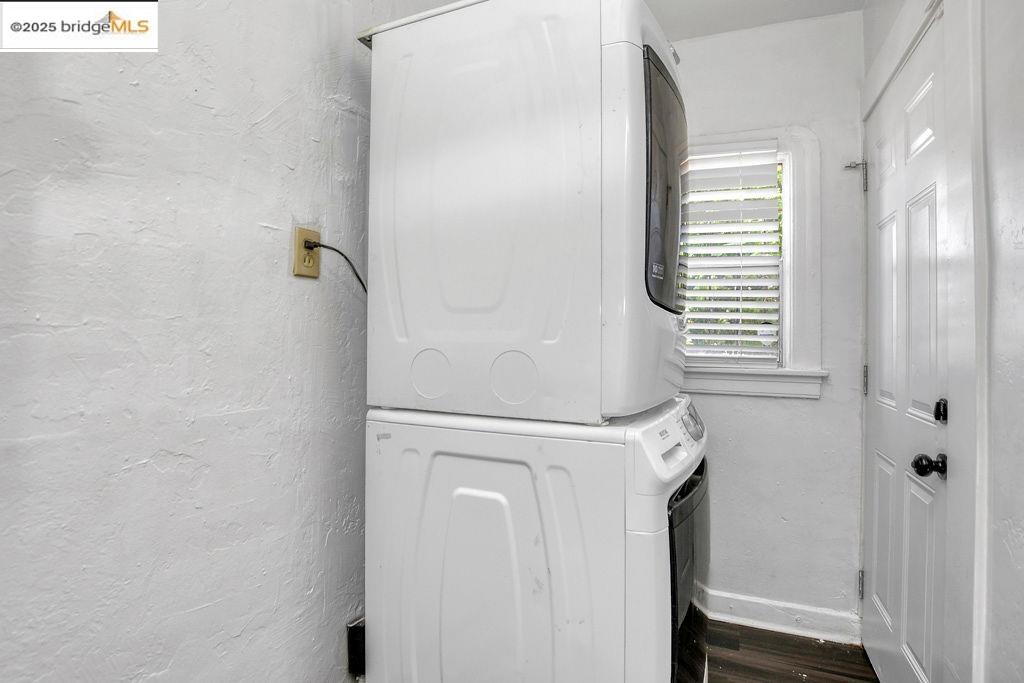 Detail Gallery Image 15 of 30 For 589 5th St, Richmond,  CA 94801 - 2 Beds | 1 Baths