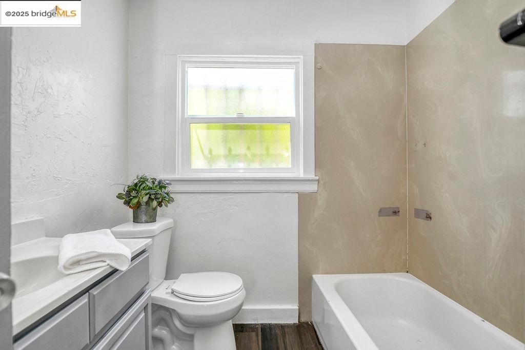 Detail Gallery Image 18 of 30 For 589 5th St, Richmond,  CA 94801 - 2 Beds | 1 Baths