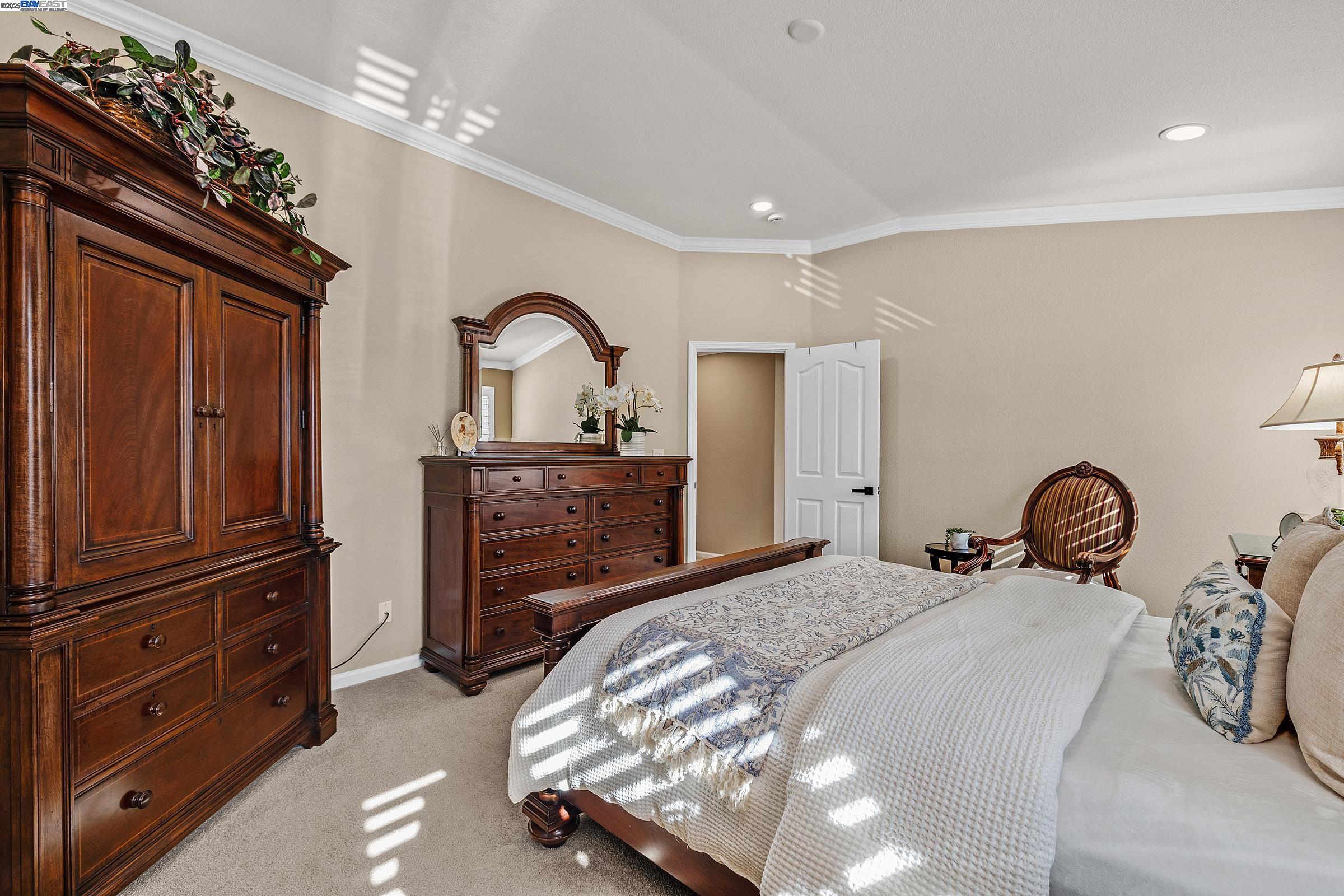 Detail Gallery Image 27 of 59 For 8026 Canyon Creek Cir, Pleasanton,  CA 94588 - 4 Beds | 2/1 Baths