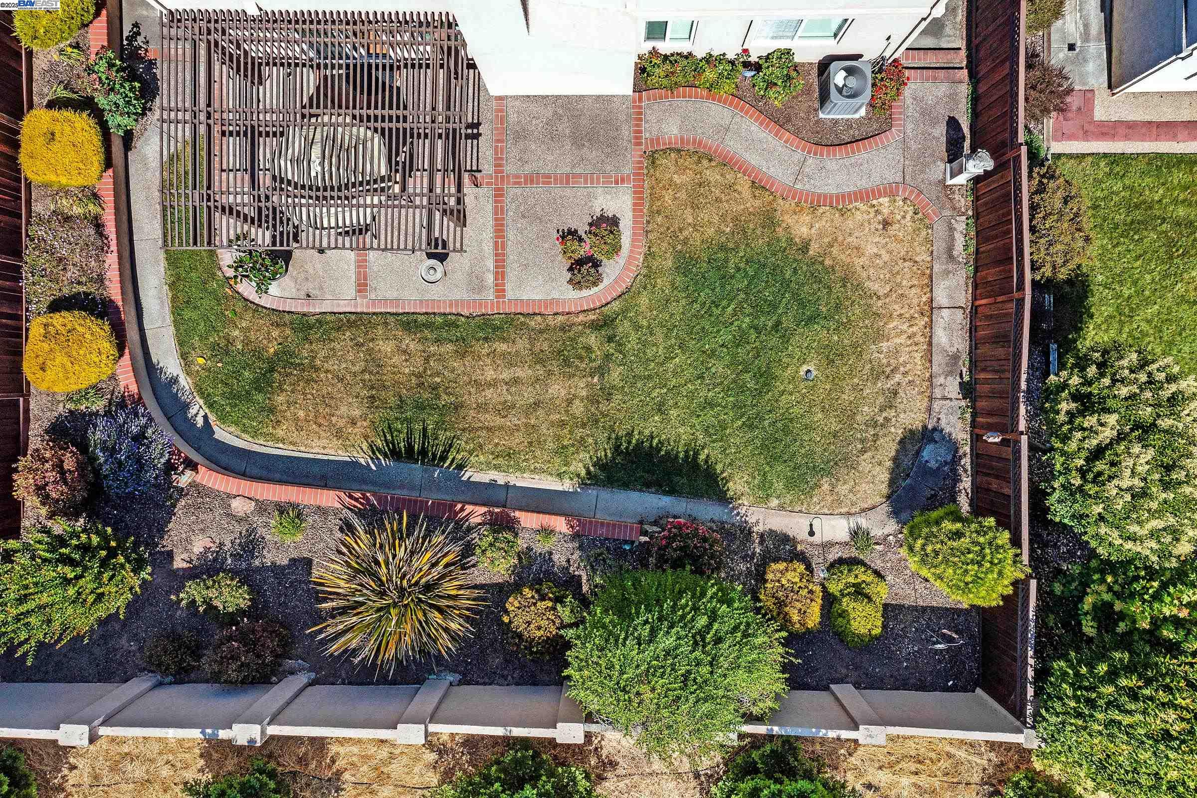 Detail Gallery Image 48 of 59 For 8026 Canyon Creek Cir, Pleasanton,  CA 94588 - 4 Beds | 2/1 Baths