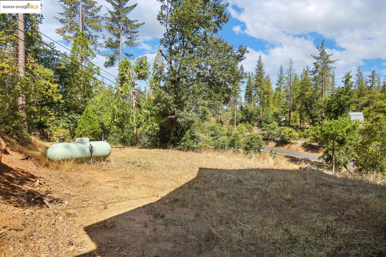 Detail Gallery Image 15 of 58 For 19725 Old Highway 120, Groveland,  CA 95321 - 4 Beds | 2 Baths