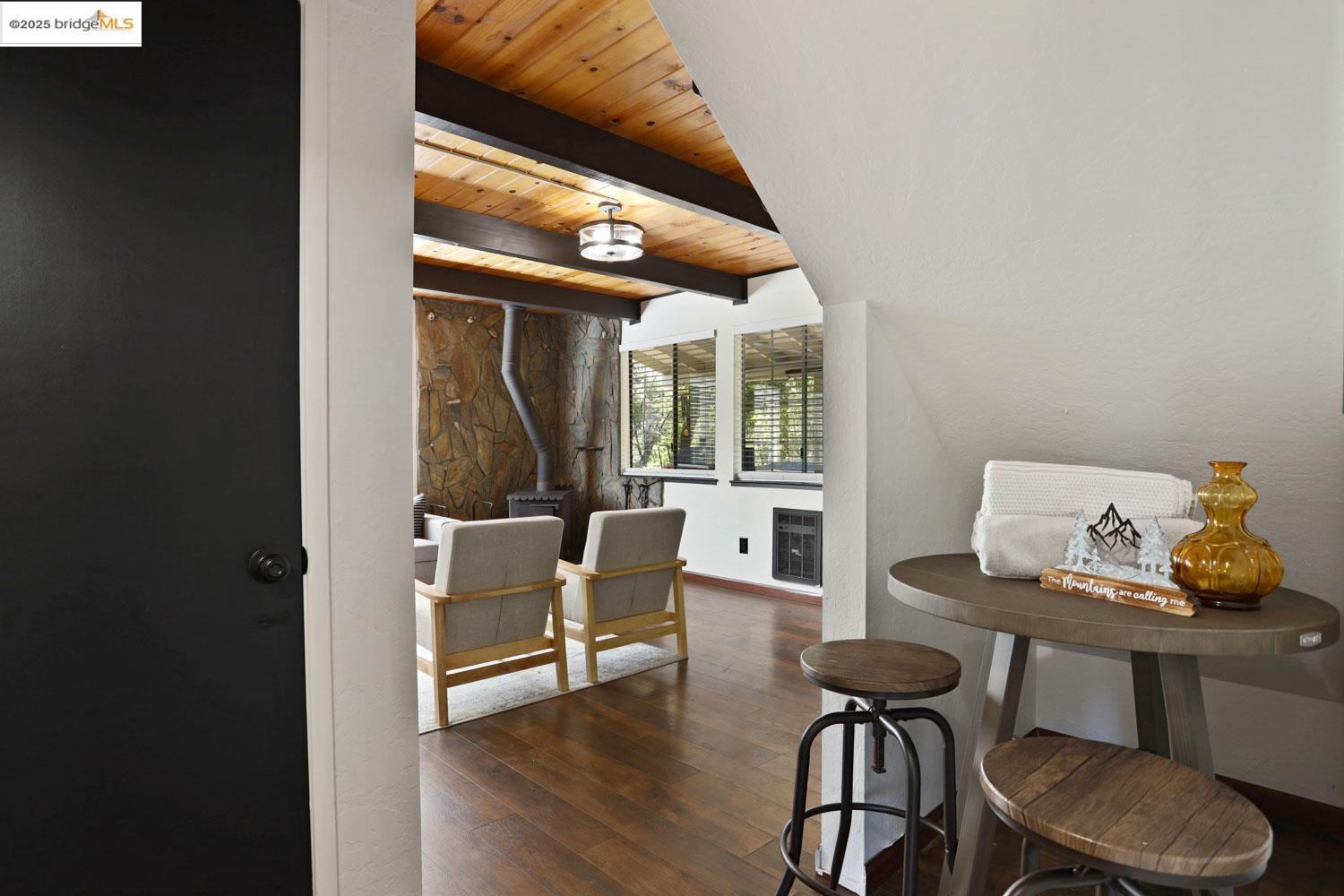 Detail Gallery Image 43 of 58 For 19725 Old Highway 120, Groveland,  CA 95321 - 4 Beds | 2 Baths