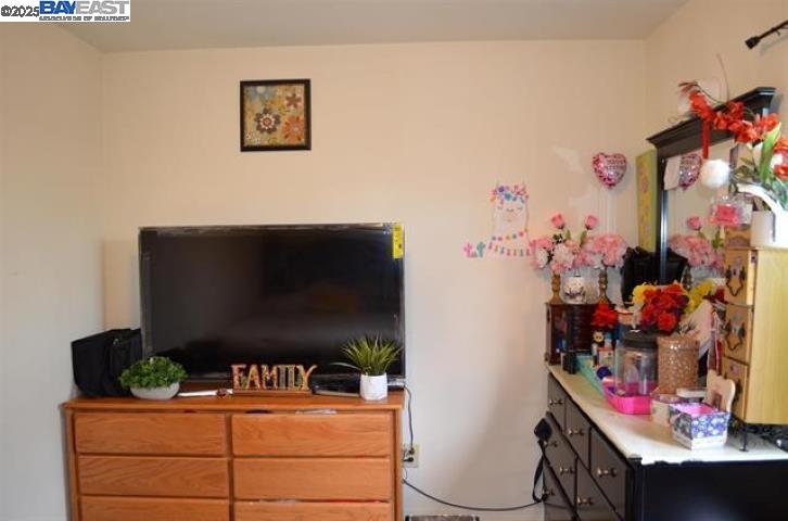 Detail Gallery Image 11 of 16 For 487 Hearn Ave, Santa Rosa,  CA 95407 - – Beds | – Baths