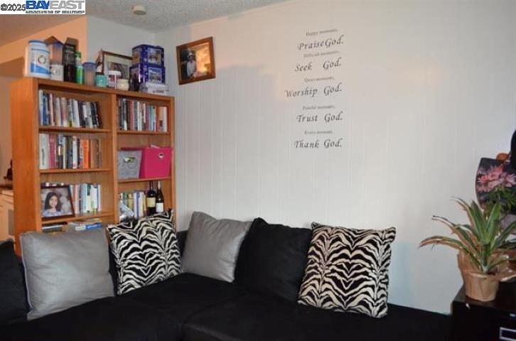 Detail Gallery Image 6 of 16 For 487 Hearn Ave, Santa Rosa,  CA 95407 - – Beds | – Baths