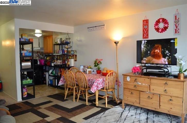 Detail Gallery Image 8 of 16 For 487 Hearn Ave, Santa Rosa,  CA 95407 - – Beds | – Baths