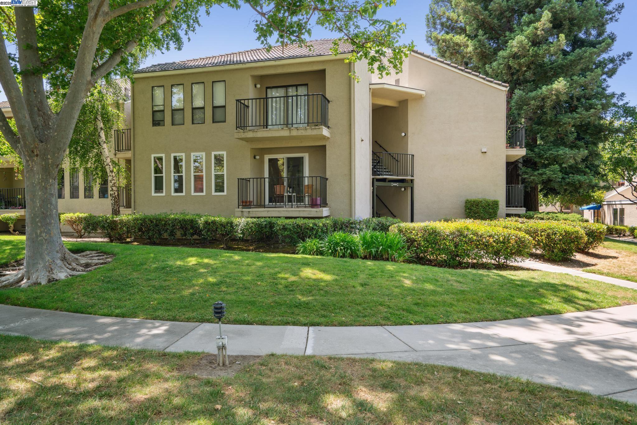 Thumbnail for 39490 Albany Cmn #U,  Fremont, CA 94538