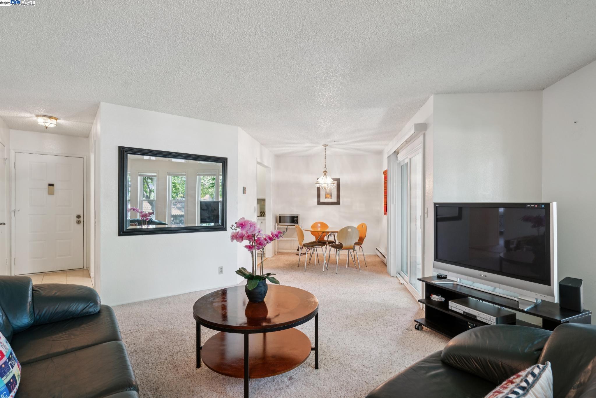 Photo #5: 41101849 Listing 