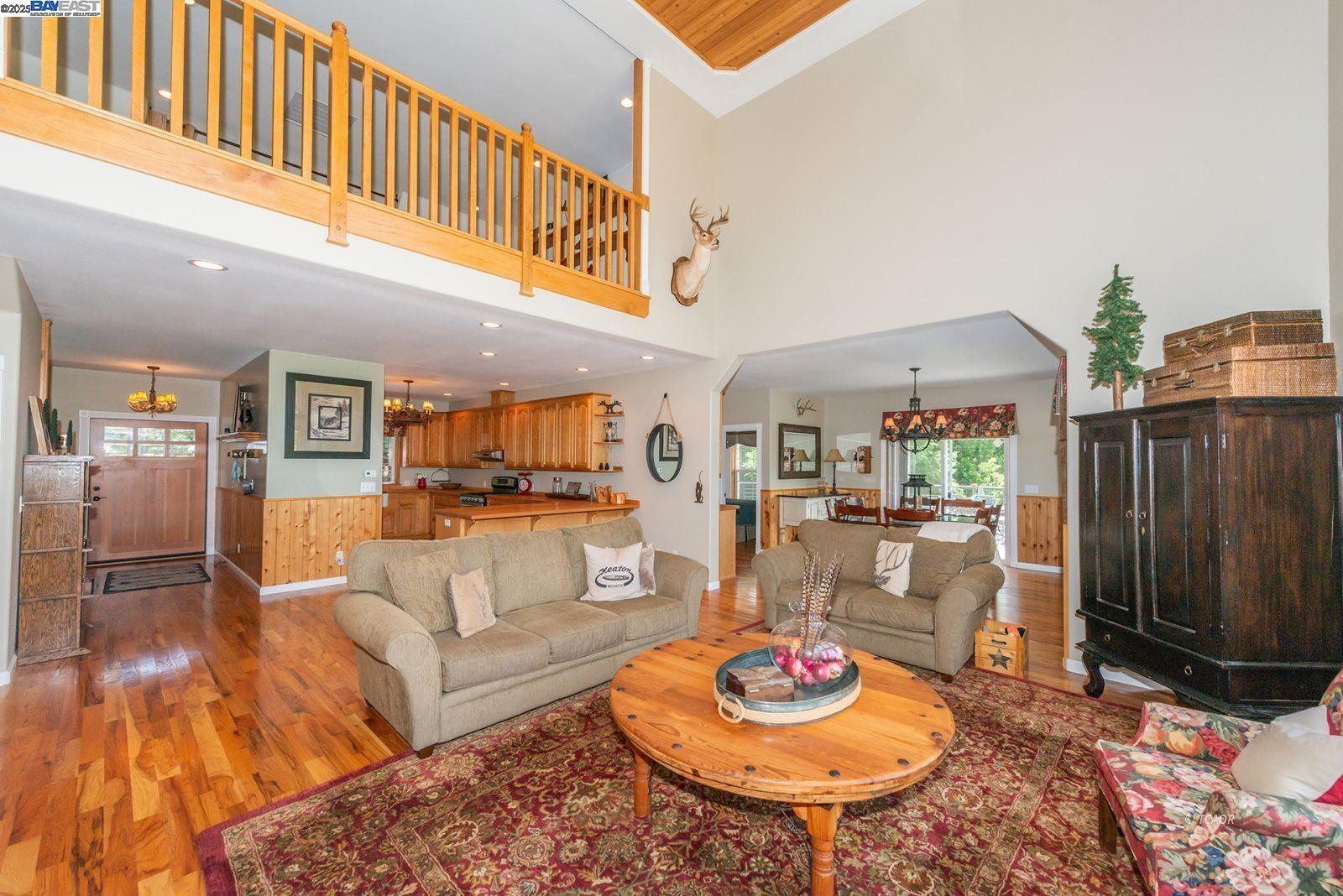 Detail Gallery Image 11 of 50 For 100&50 Eleanore Ln, Trinity Center,  CA 96091 - 4 Beds | 3/2 Baths