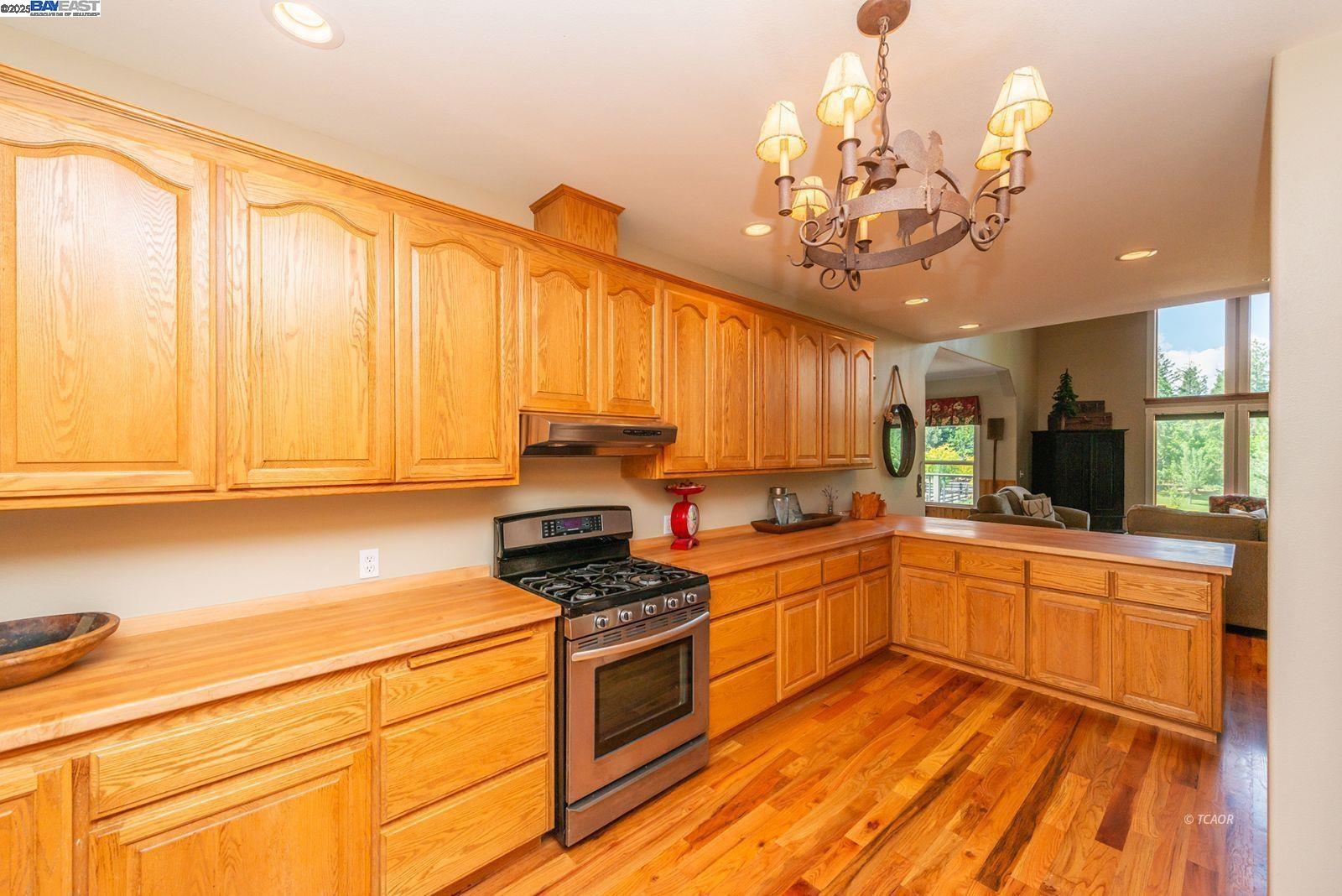 Detail Gallery Image 18 of 50 For 100&50 Eleanore Ln, Trinity Center,  CA 96091 - 4 Beds | 3/2 Baths