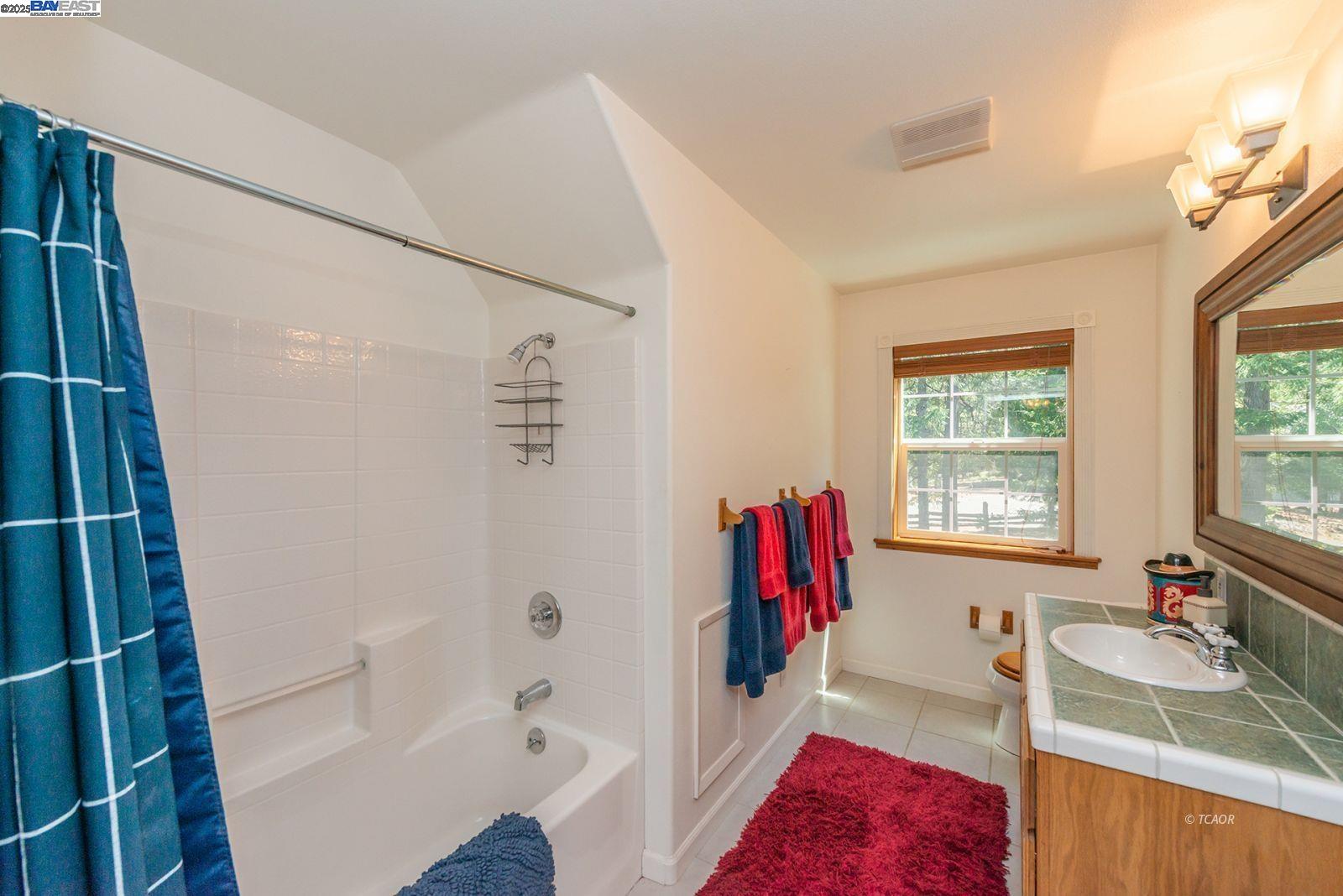 Detail Gallery Image 28 of 50 For 100&50 Eleanore Ln, Trinity Center,  CA 96091 - 4 Beds | 3/2 Baths
