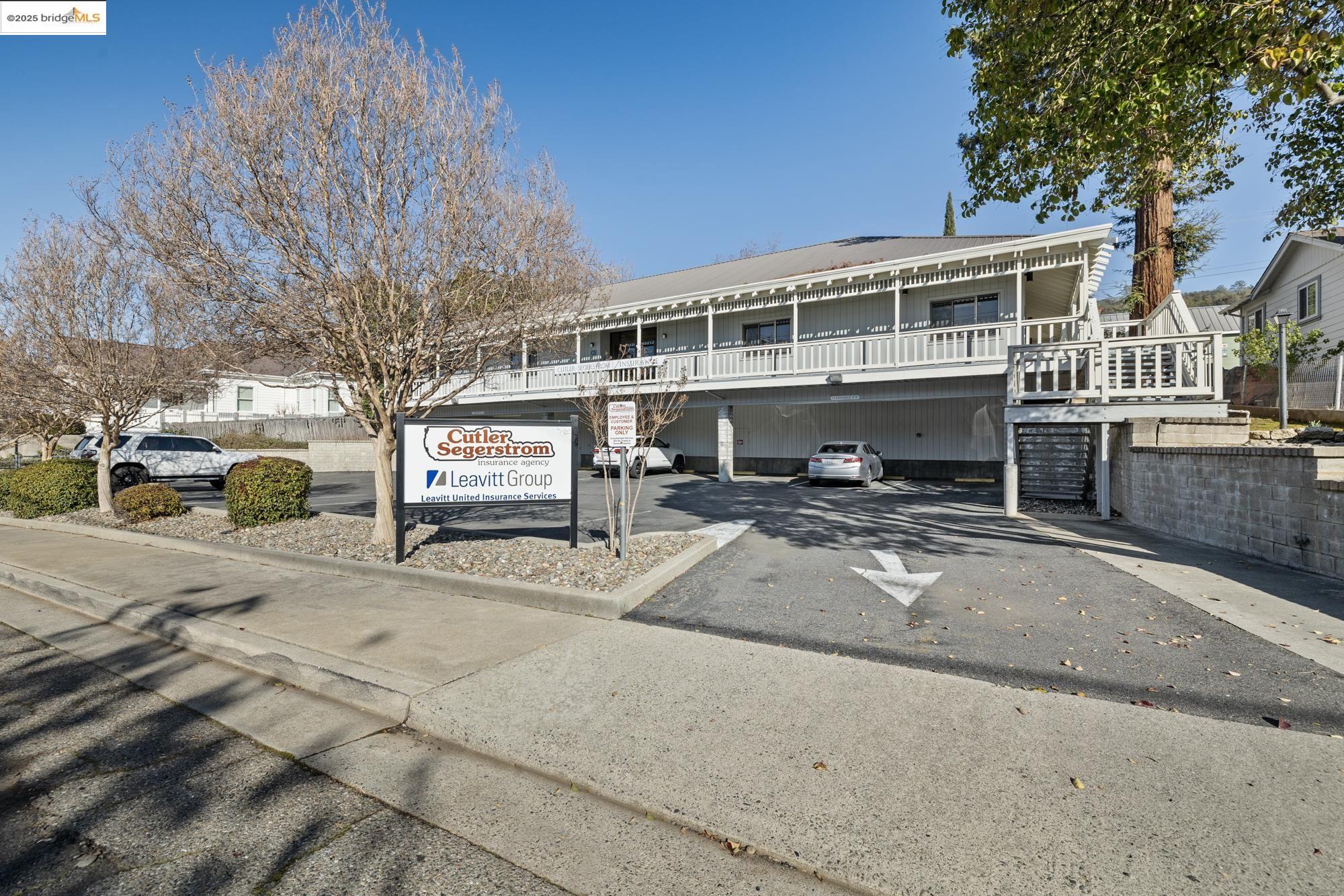 Front Image Thumbnail for EB41101851