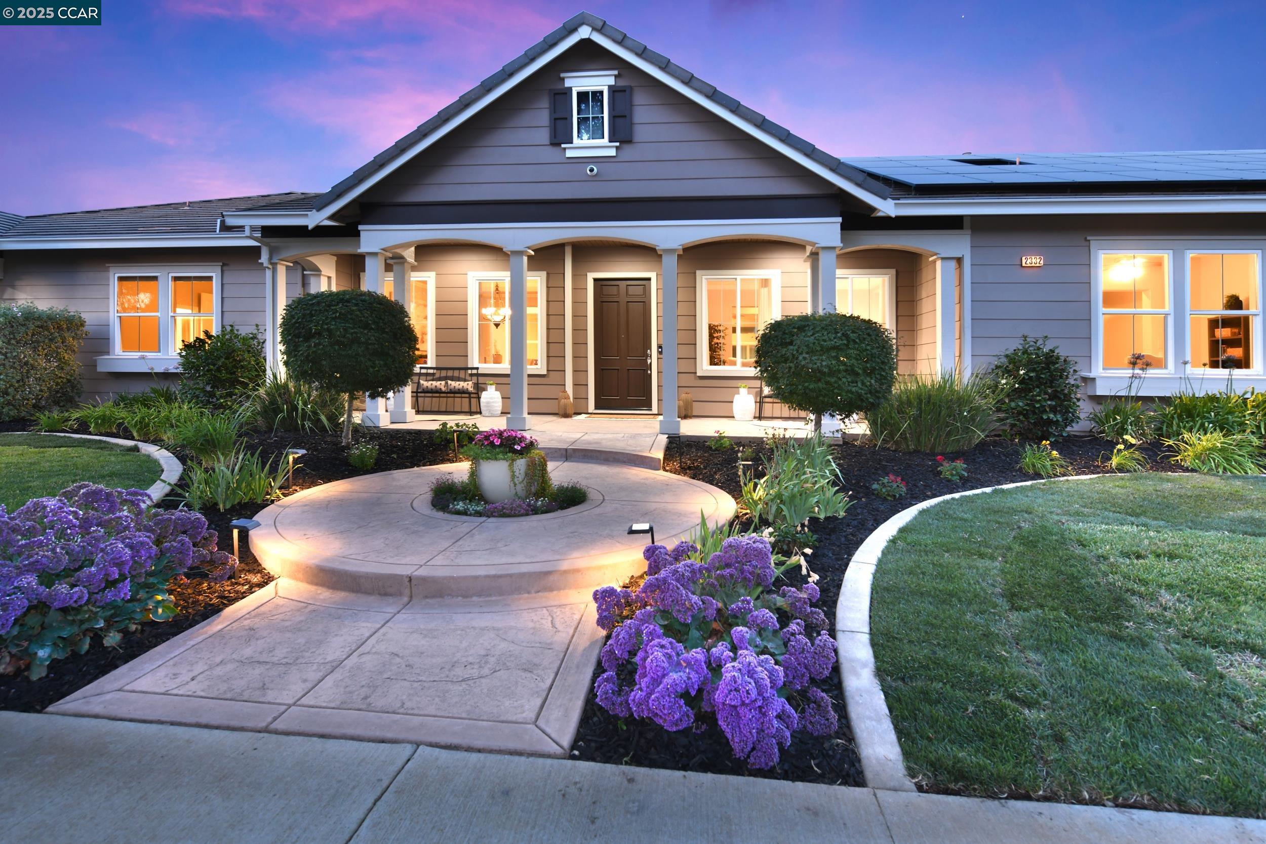 Detail Gallery Image 1 of 1 For 2332 Windy Springs Ln, Brentwood,  CA 94513 - 6 Beds | 3/1 Baths