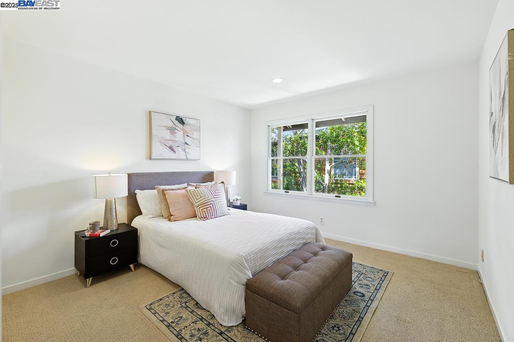 Detail Gallery Image 14 of 20 For 357 Centre Ct, Alameda,  CA 94502 - 3 Beds | 2/1 Baths