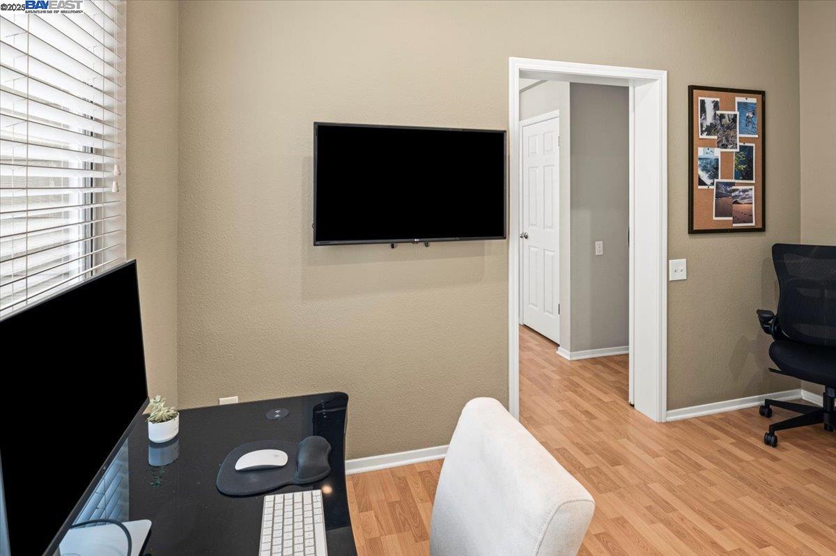 Detail Gallery Image 19 of 53 For 23110 Canyon Terrace Dr, Castro Valley,  CA 94552 - 3 Beds | 2/1 Baths