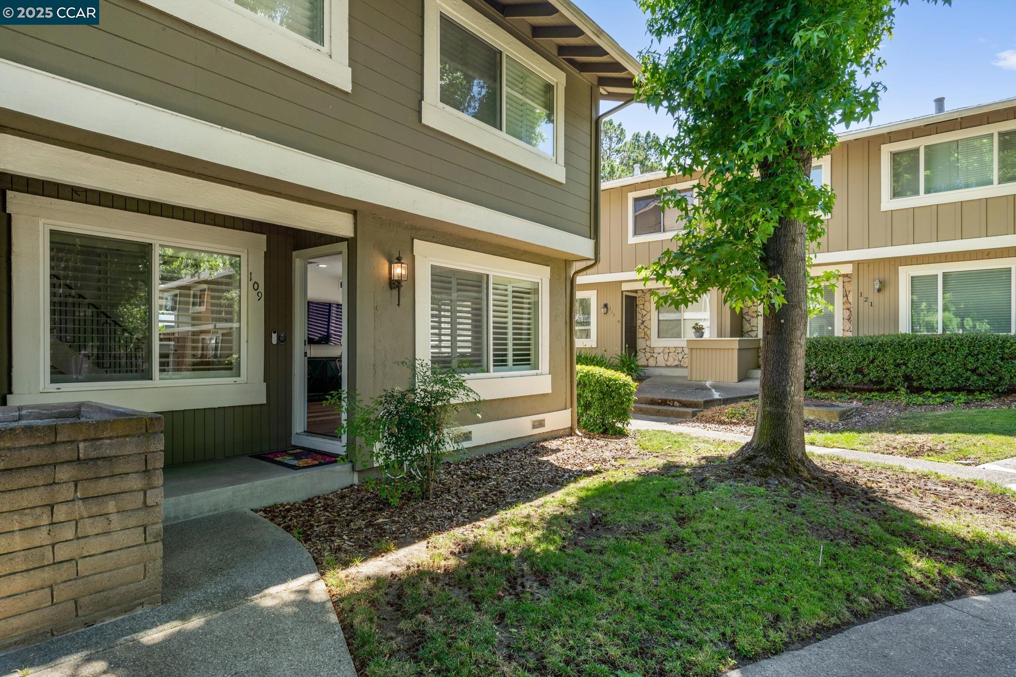 Photo #2: 41101856 Listing 