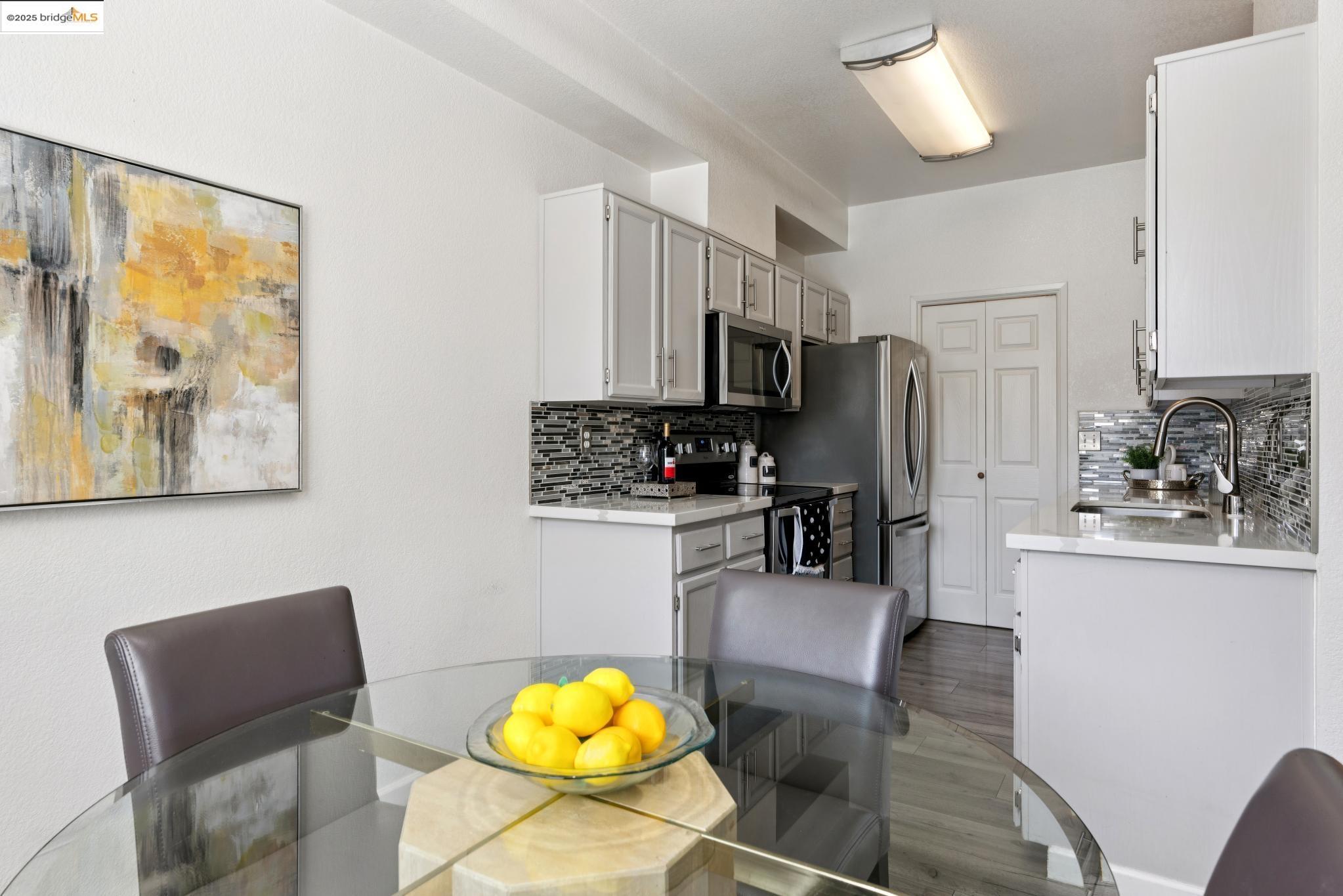 Photo #11: 41101862 Listing: Photo #11