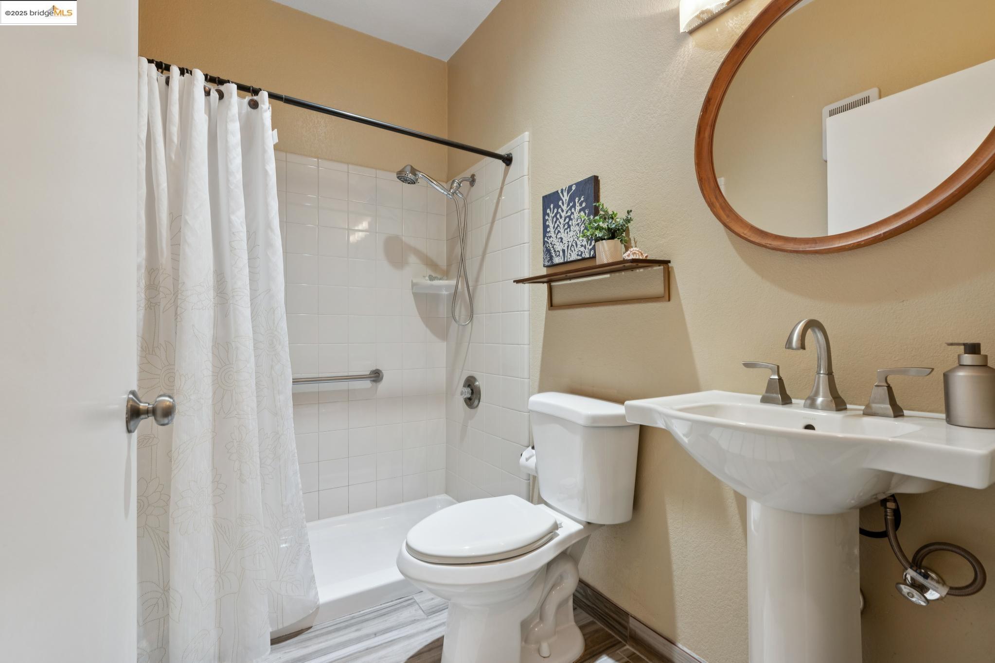 Photo #23: 41101862 Listing: Photo #23