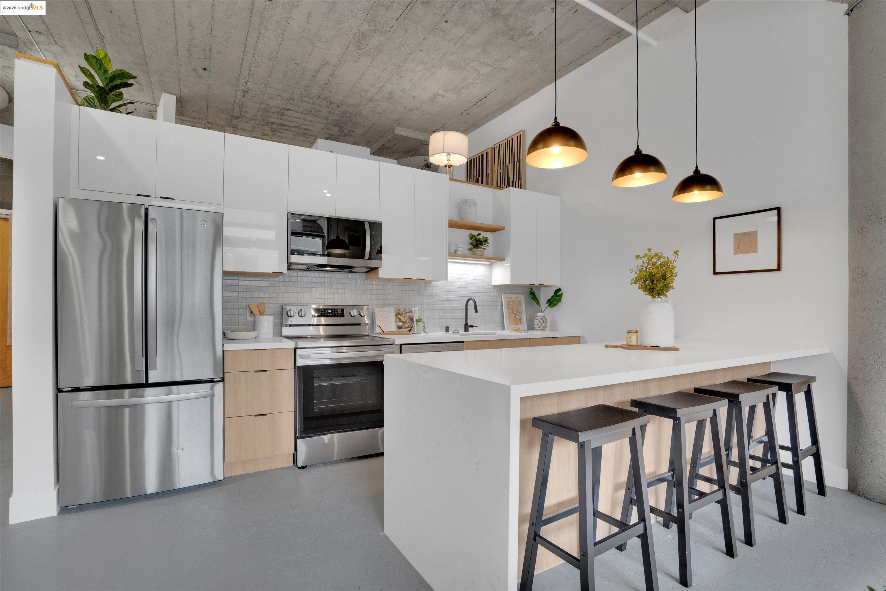 Photo #2: 41101867 Listing 