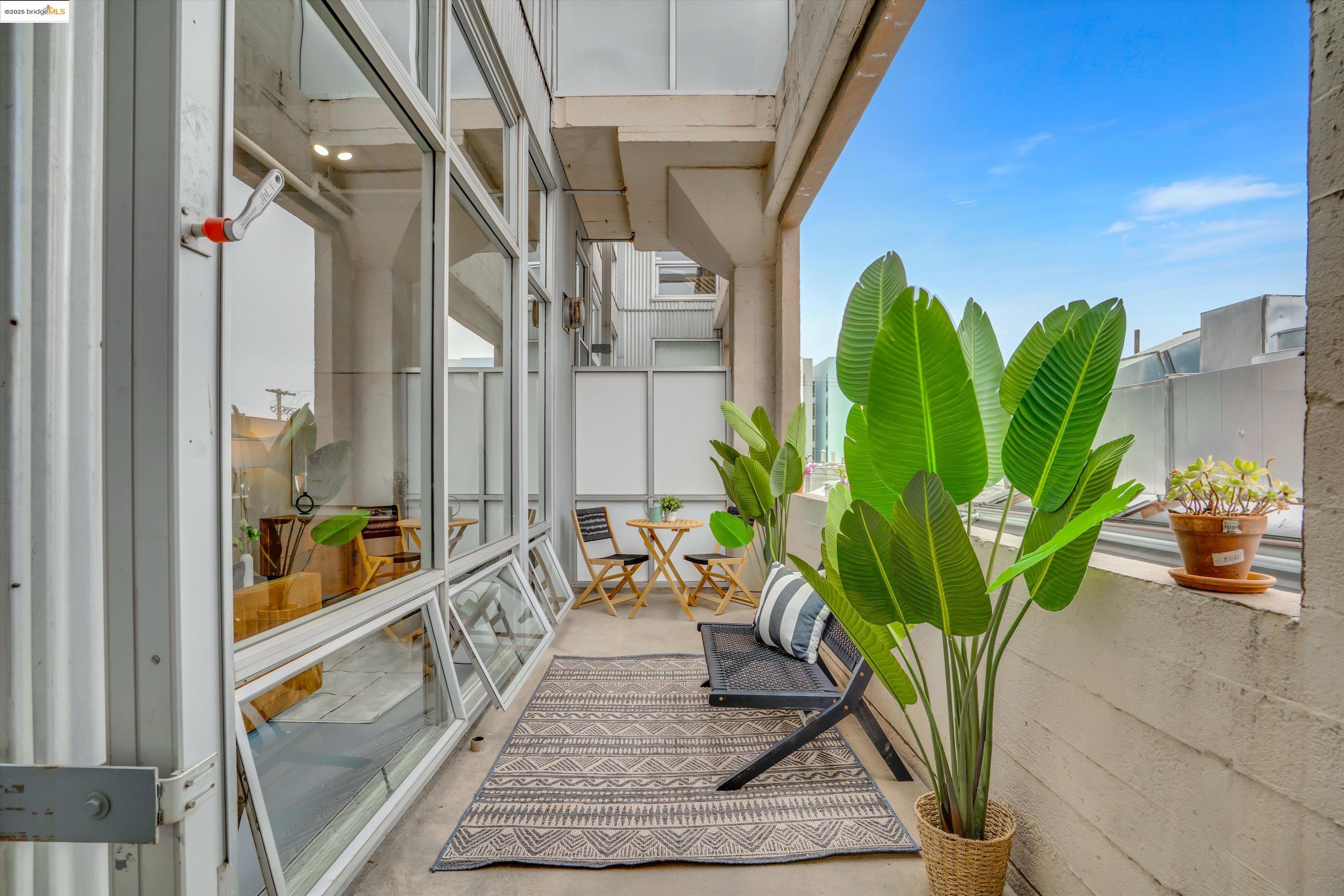 Detail Gallery Image 26 of 44 For 255 3rd St #208,  Oakland,  CA 94607 - 1 Beds | 1 Baths