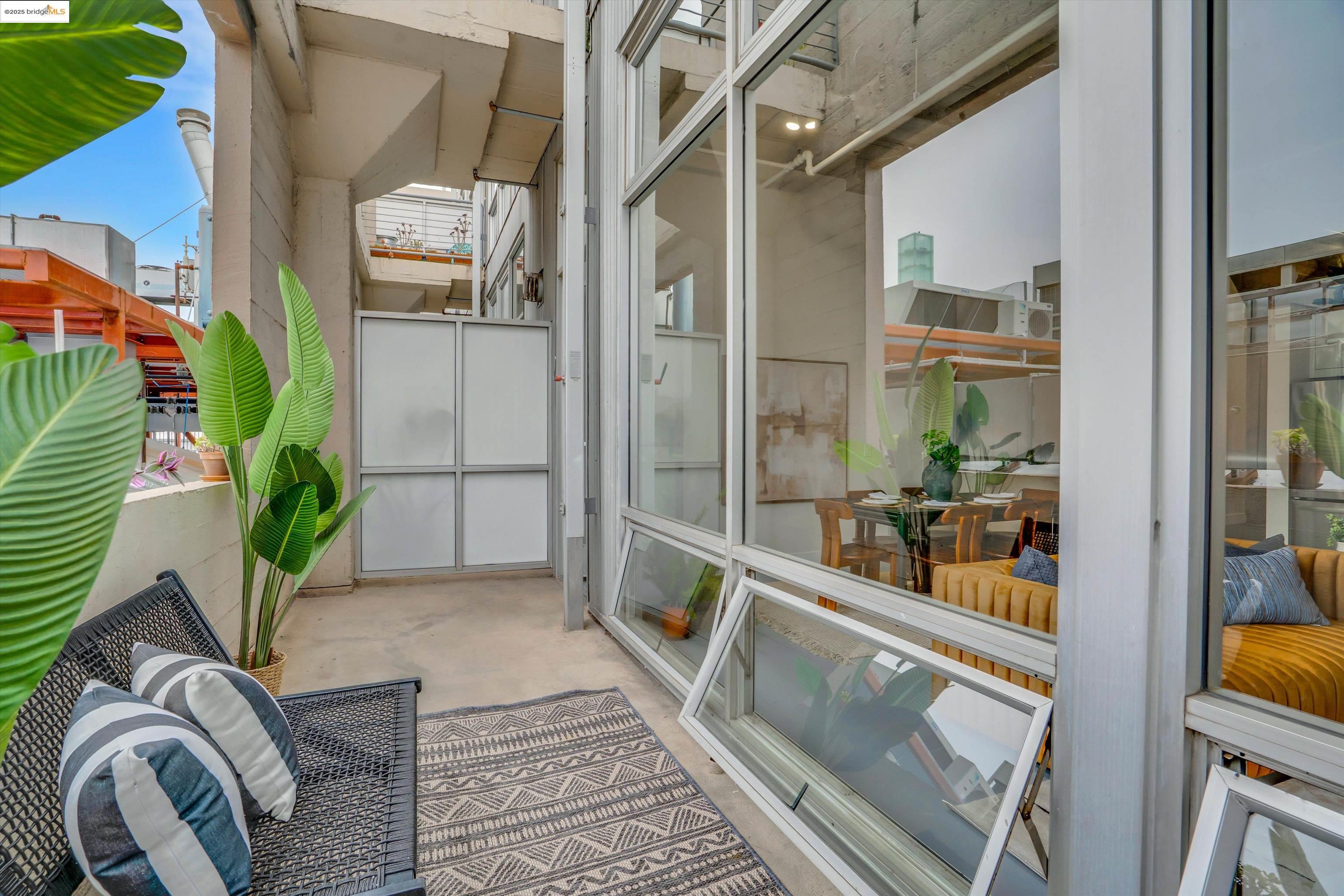 Detail Gallery Image 28 of 44 For 255 3rd St #208,  Oakland,  CA 94607 - 1 Beds | 1 Baths
