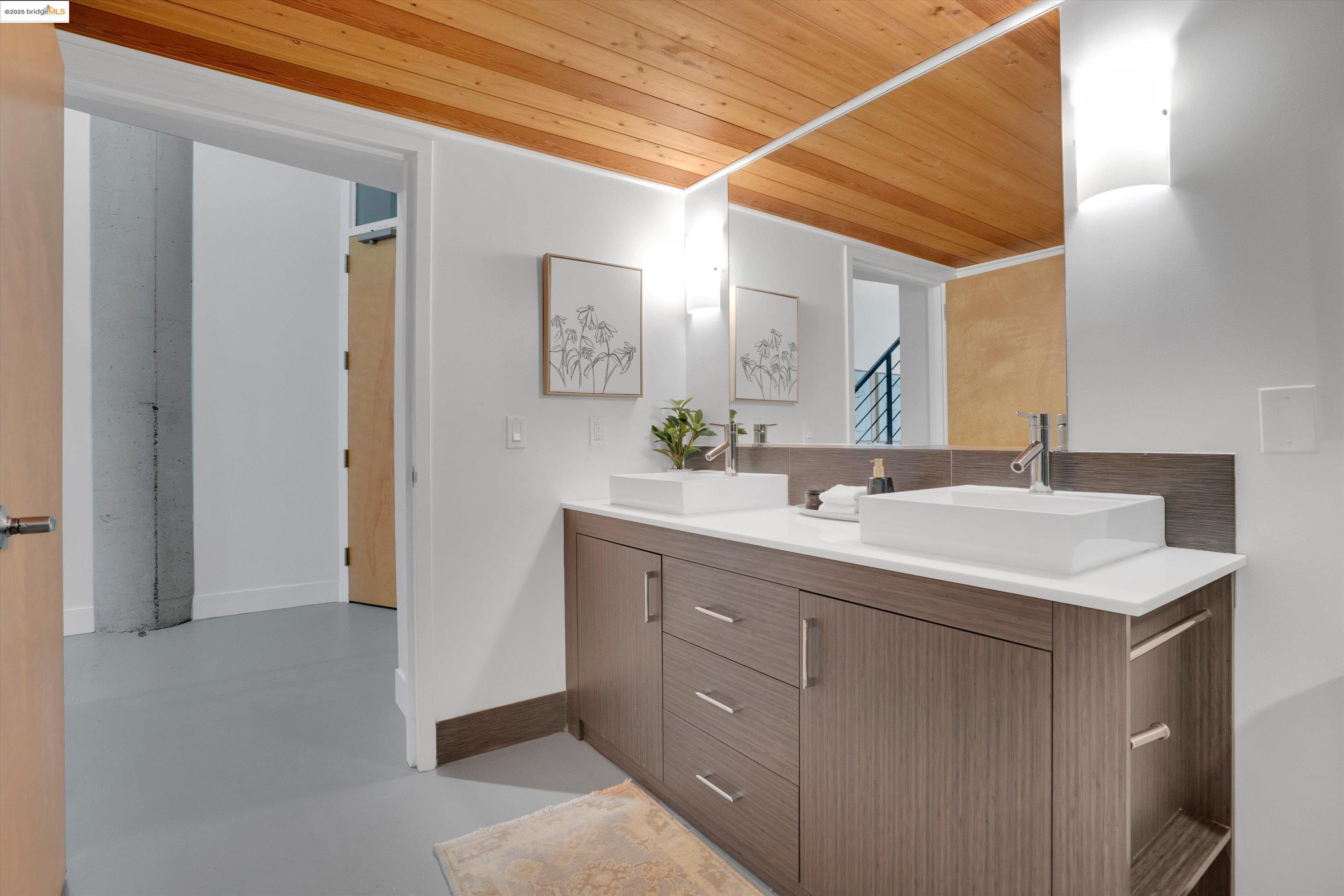 Detail Gallery Image 36 of 44 For 255 3rd St #208,  Oakland,  CA 94607 - 1 Beds | 1 Baths