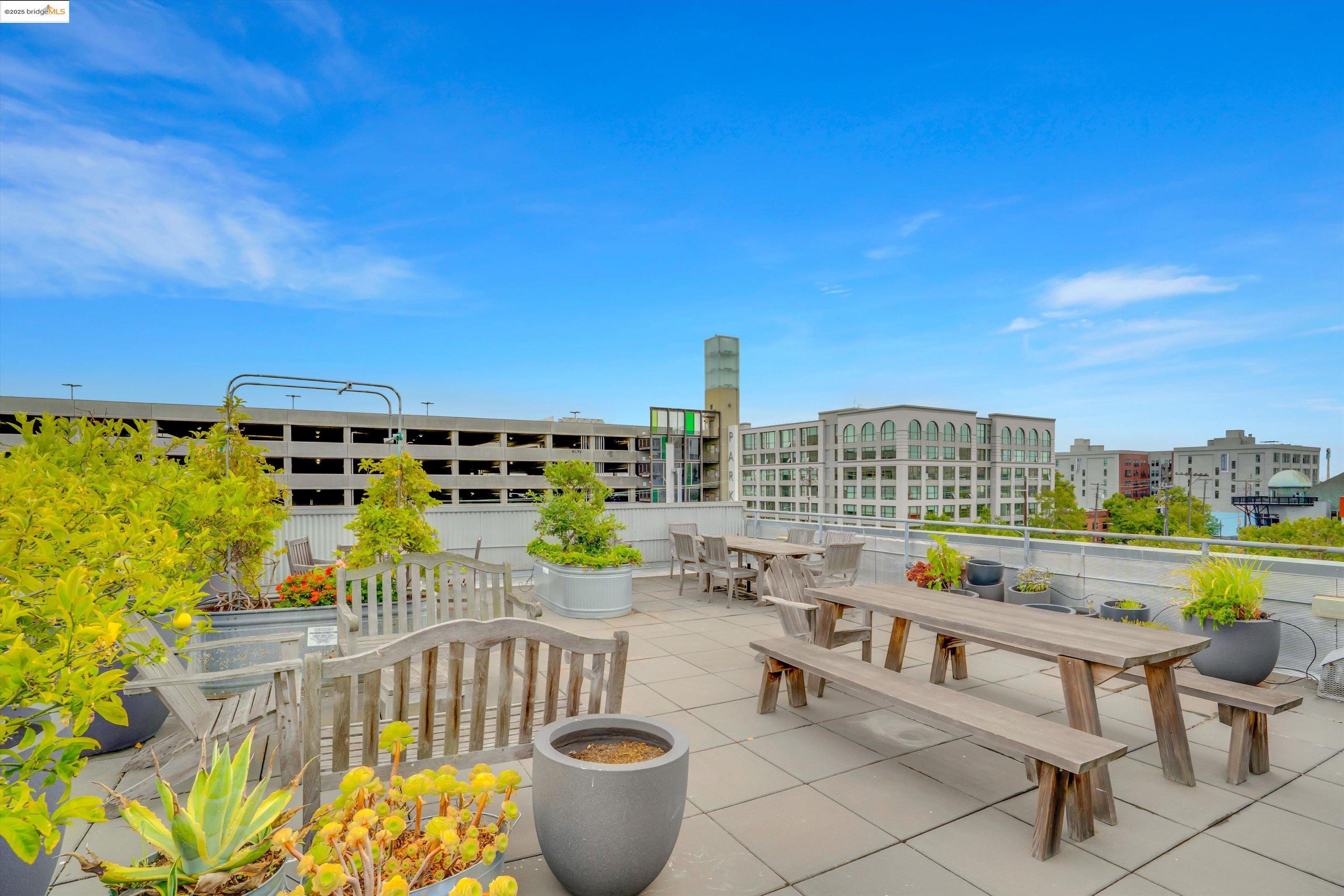 Detail Gallery Image 38 of 44 For 255 3rd St #208,  Oakland,  CA 94607 - 1 Beds | 1 Baths