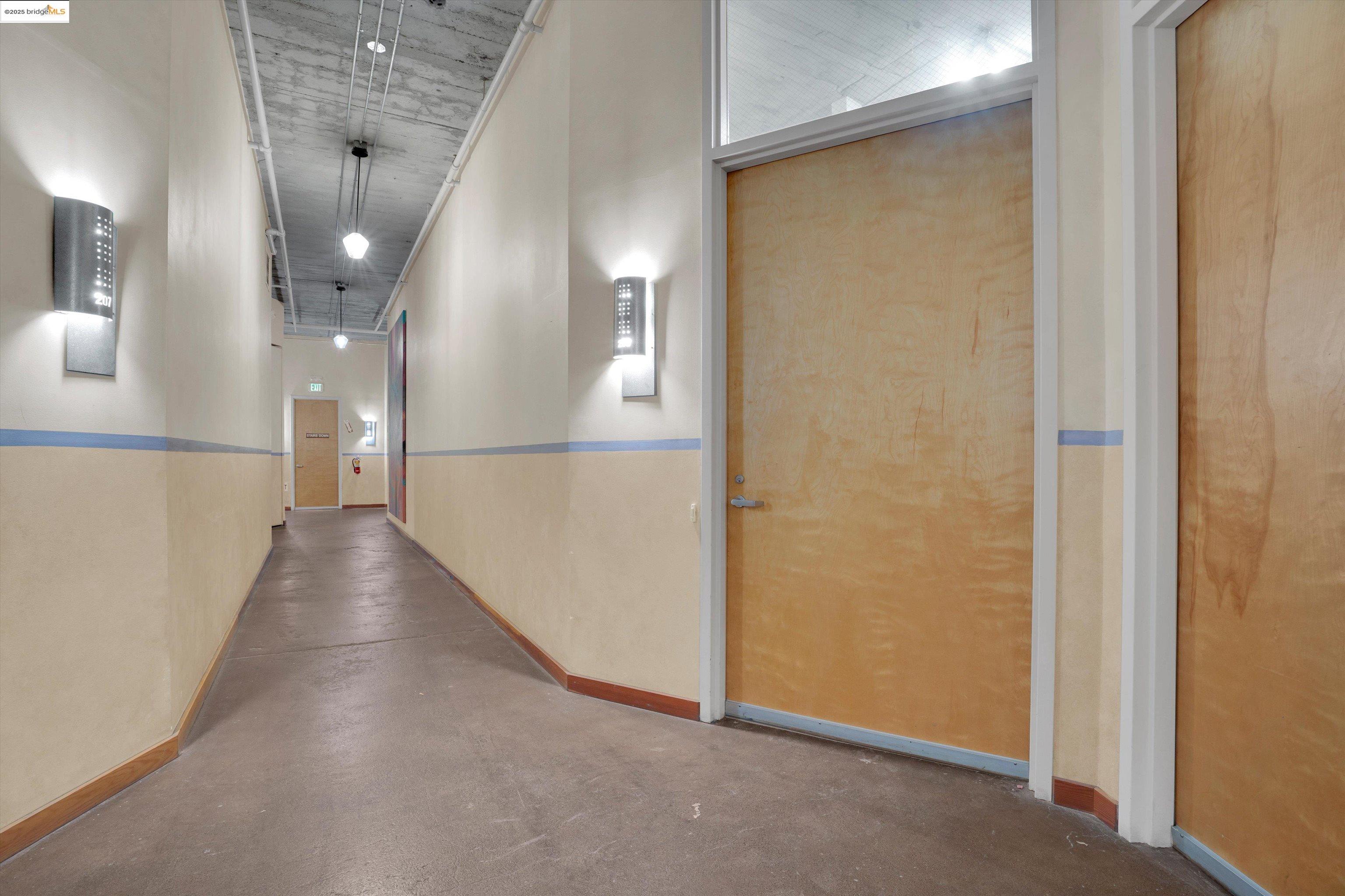 Detail Gallery Image 10 of 44 For 255 3rd St #208,  Oakland,  CA 94607 - 1 Beds | 1 Baths