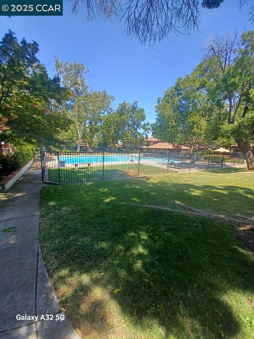 Photo #3: 41101869 Listing 