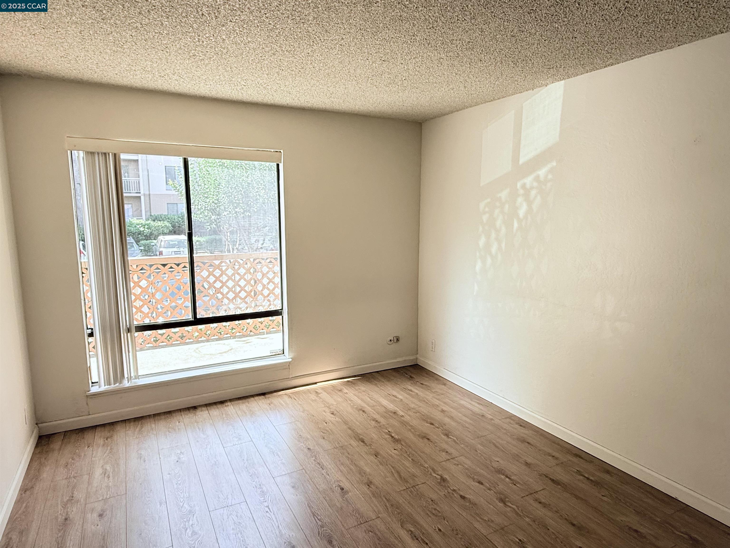 Photo #11: 41101872 Listing: Photo #11