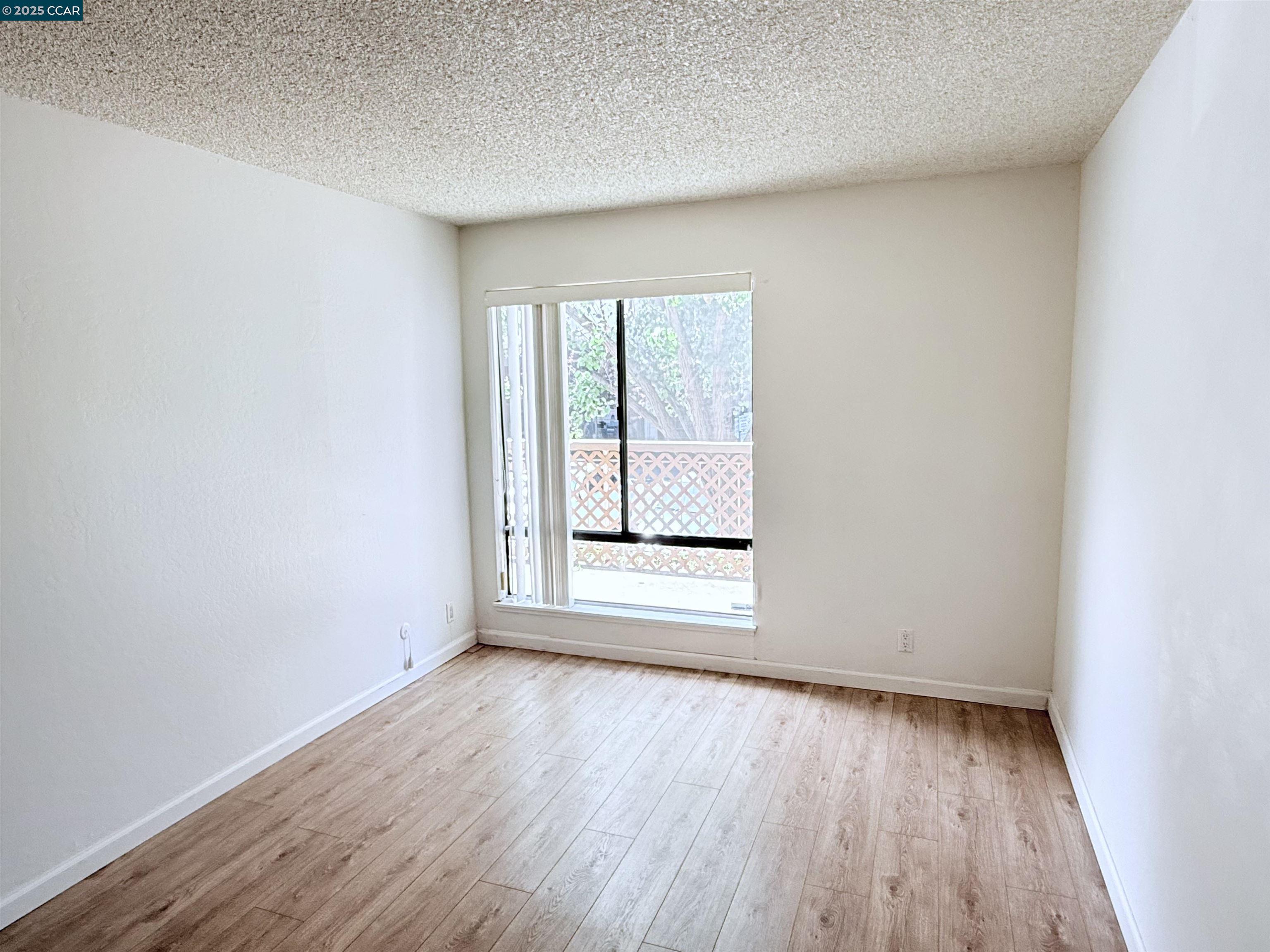 Photo #12: 41101872 Listing: Photo #12