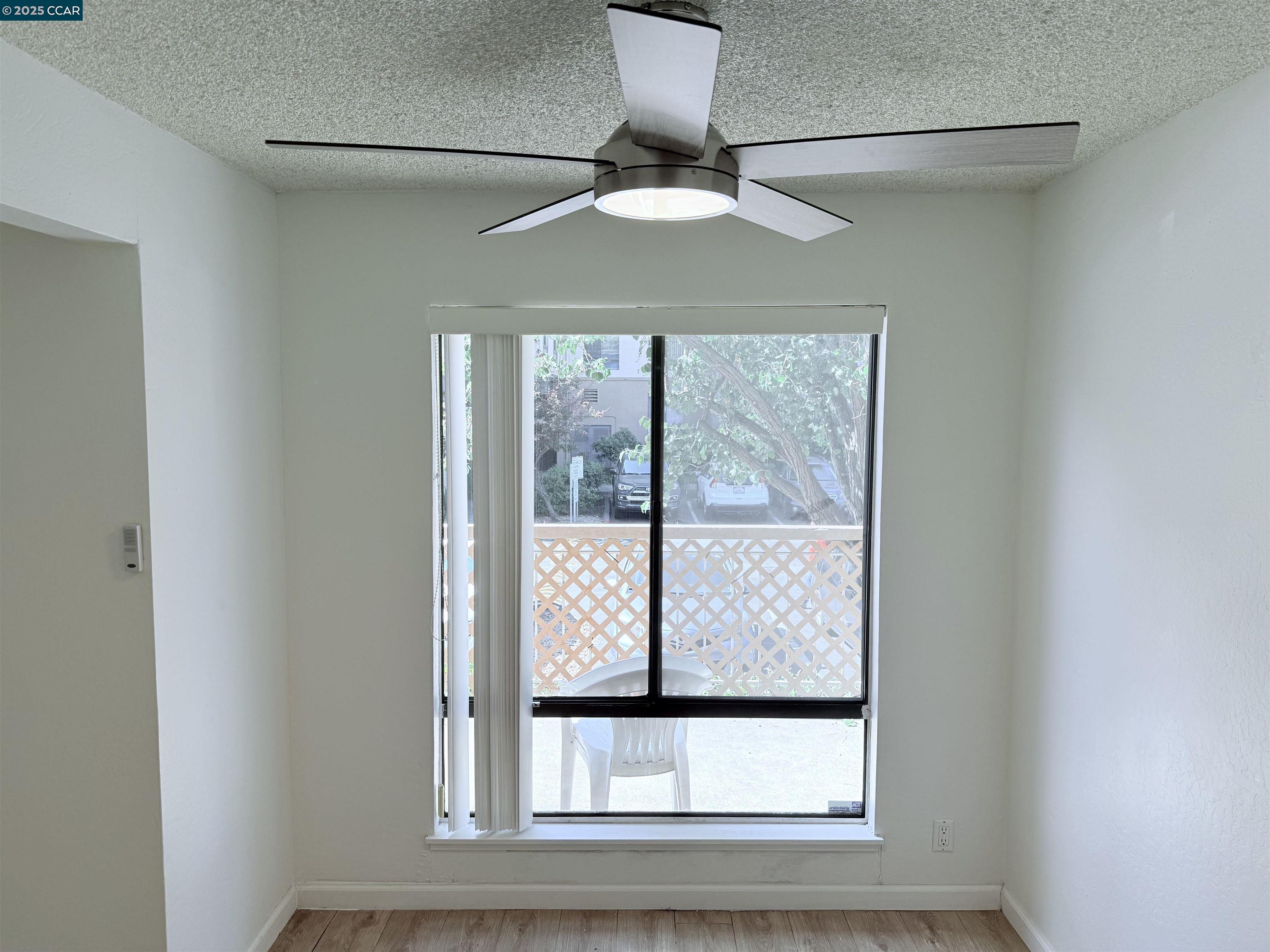 Photo #5: 41101872 Listing 