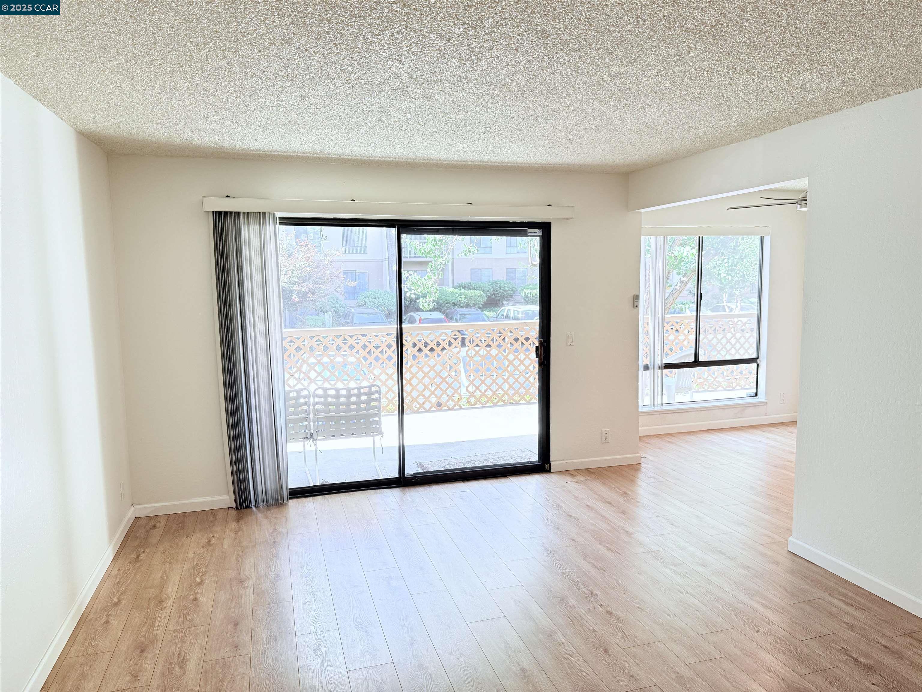 Photo #6: 41101872 Listing 