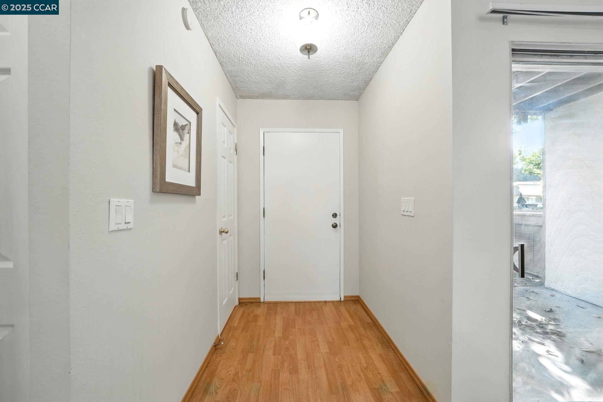 Photo #3: 41101877 Listing 