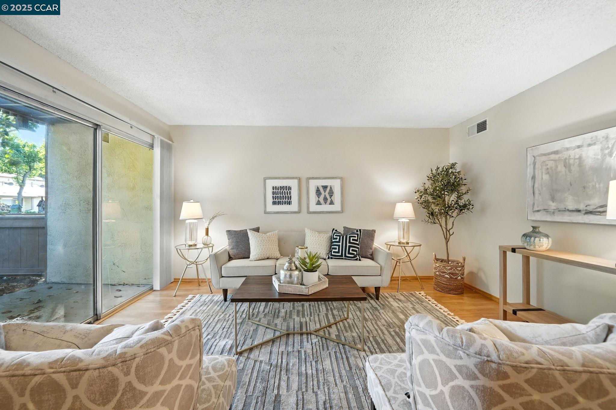 Photo #4: 41101877 Listing 