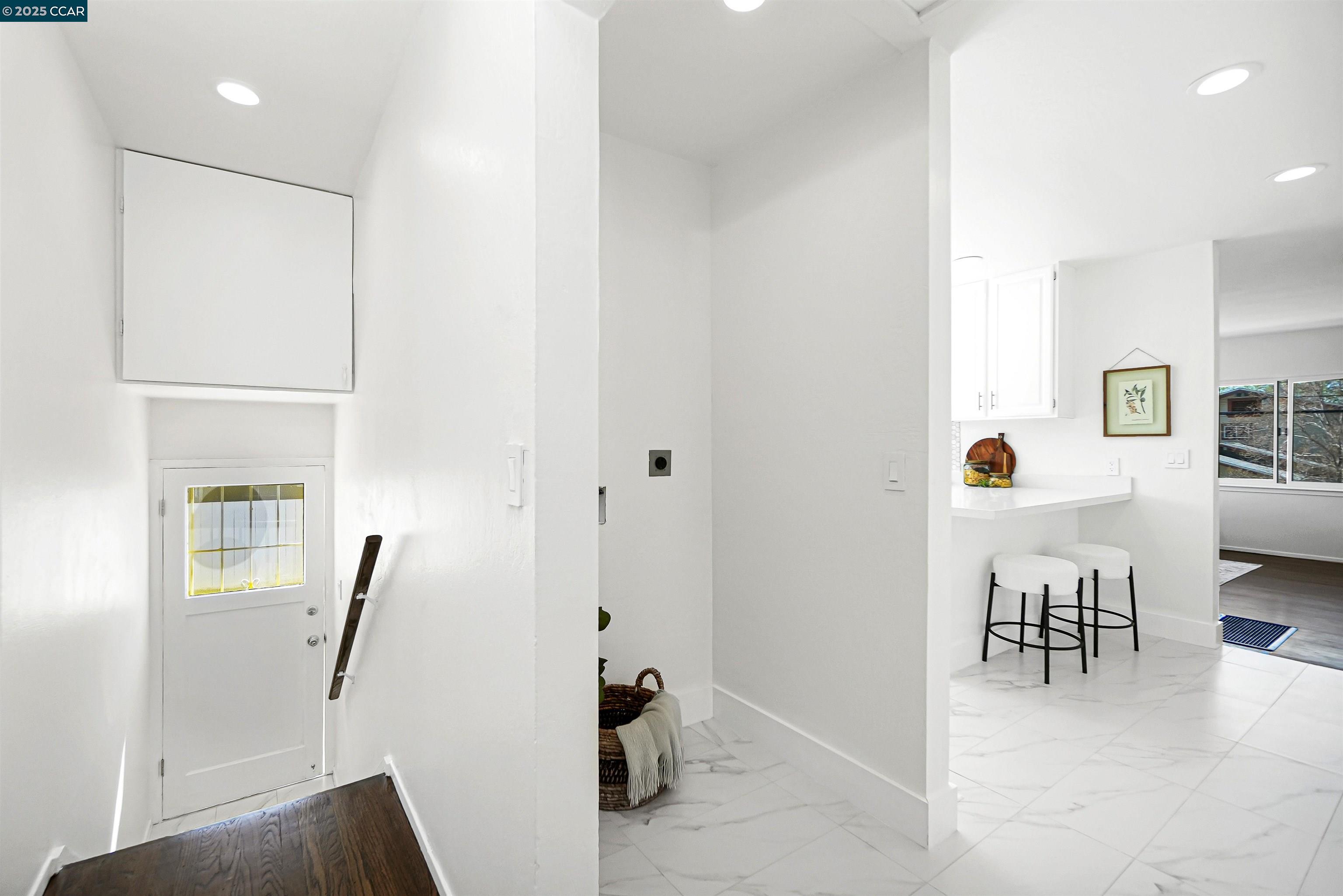 Detail Gallery Image 26 of 59 For 2718 Carmel St, Oakland,  CA 94602 - 3 Beds | 1/1 Baths