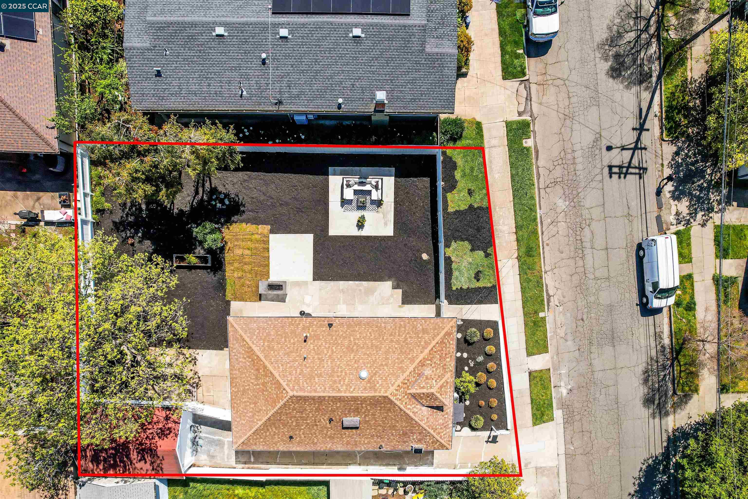 Detail Gallery Image 58 of 59 For 2718 Carmel St, Oakland,  CA 94602 - 3 Beds | 1/1 Baths