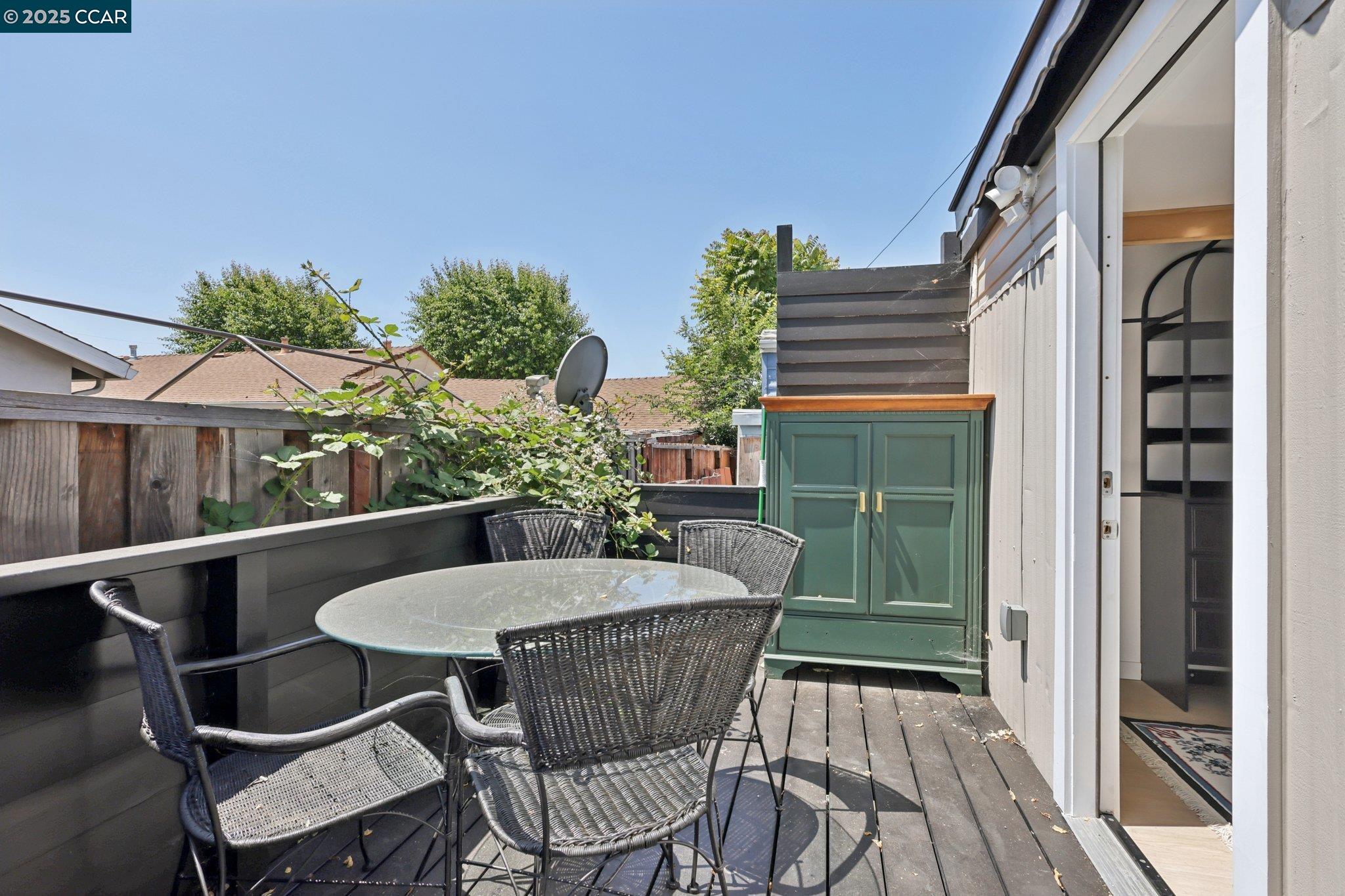 Detail Gallery Image 16 of 20 For 2399 E 14th Street #159,  San Leandro,  CA 94577 - 3 Beds | 2 Baths