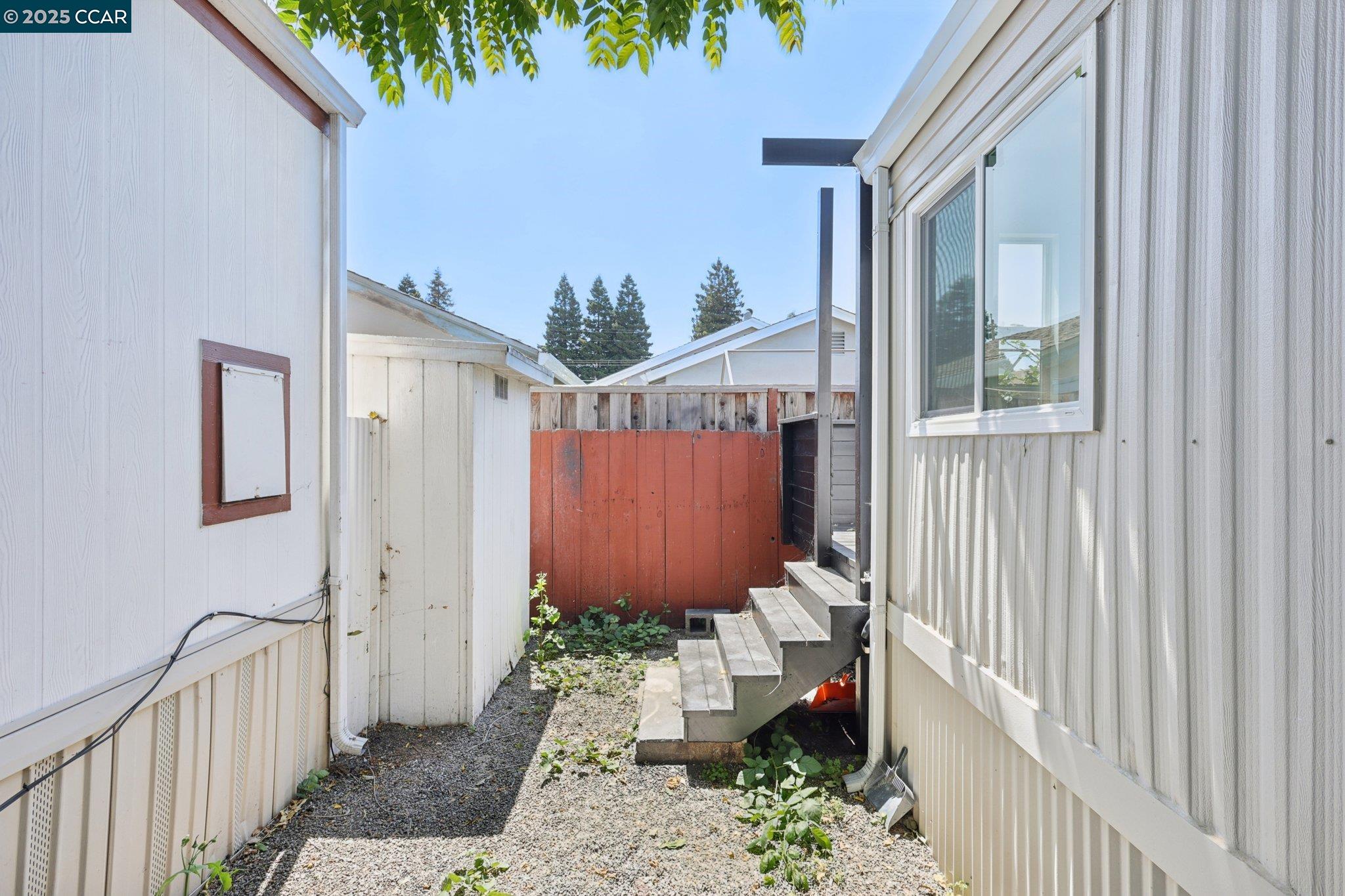 Detail Gallery Image 18 of 20 For 2399 E 14th Street #159,  San Leandro,  CA 94577 - 3 Beds | 2 Baths