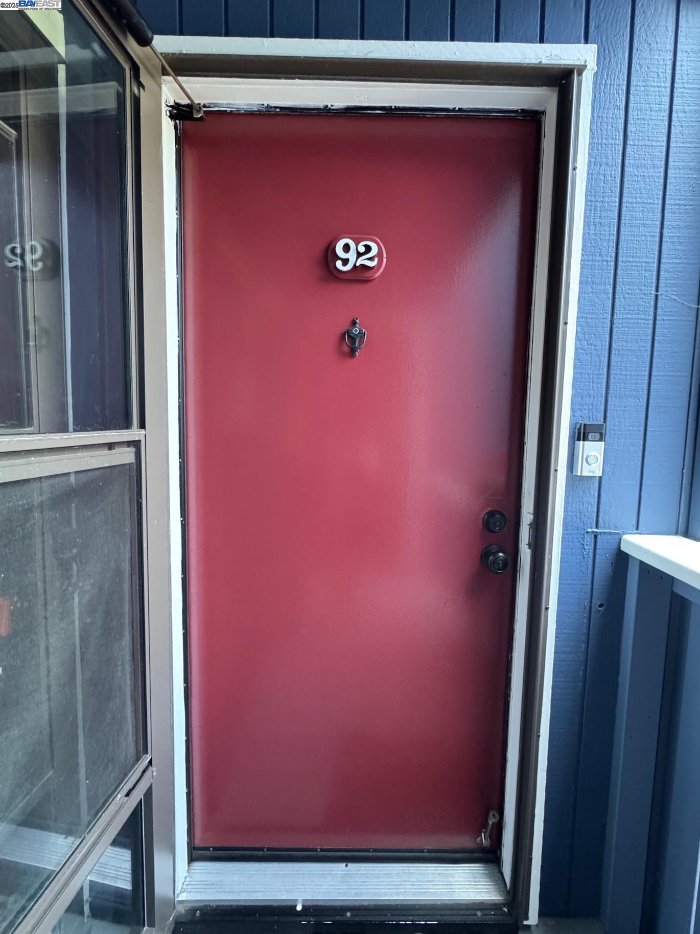 Detail Gallery Image 4 of 13 For 1126 Cherry Avenue #92,  San Bruno,  CA 94606 - 1 Beds | 1 Baths