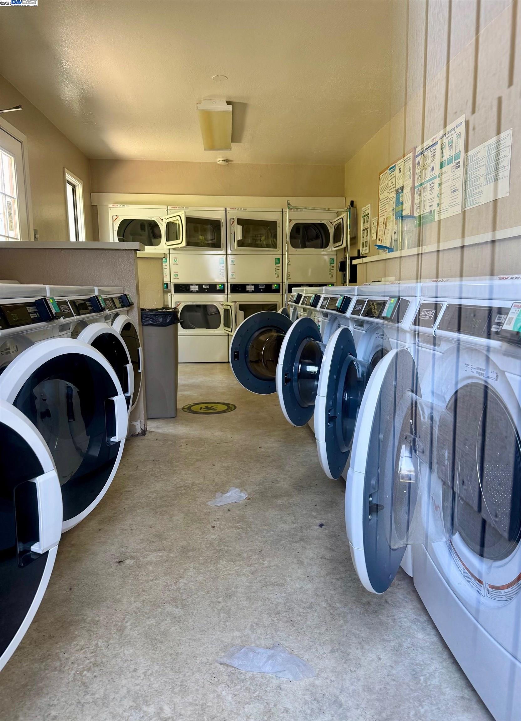 Detail Gallery Image 8 of 13 For 1126 Cherry Avenue #92,  San Bruno,  CA 94606 - 1 Beds | 1 Baths