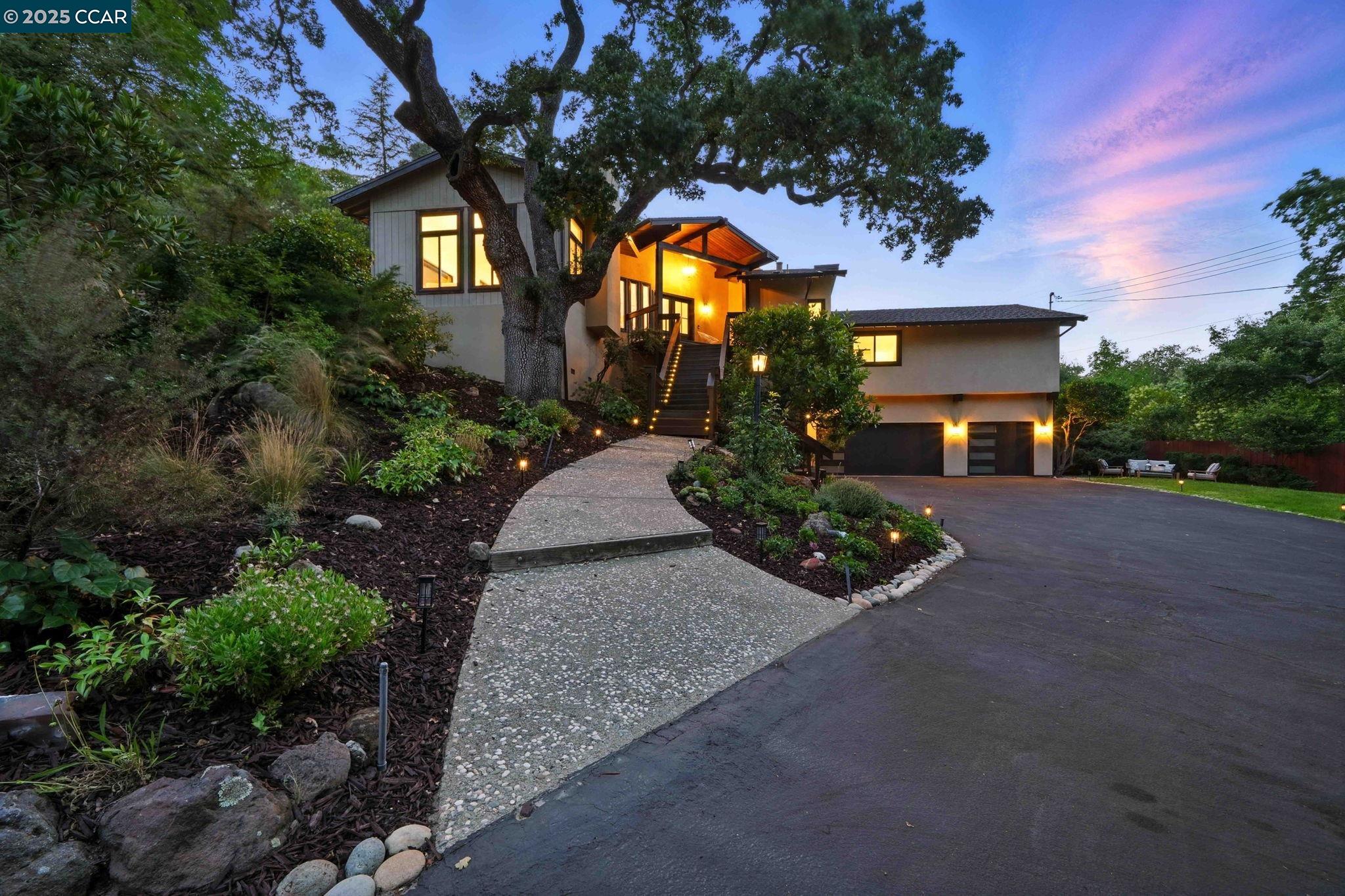Detail Gallery Image 2 of 60 For 1542 Hillgrade Ave, Alamo,  CA 94507 - 4 Beds | 2/1 Baths