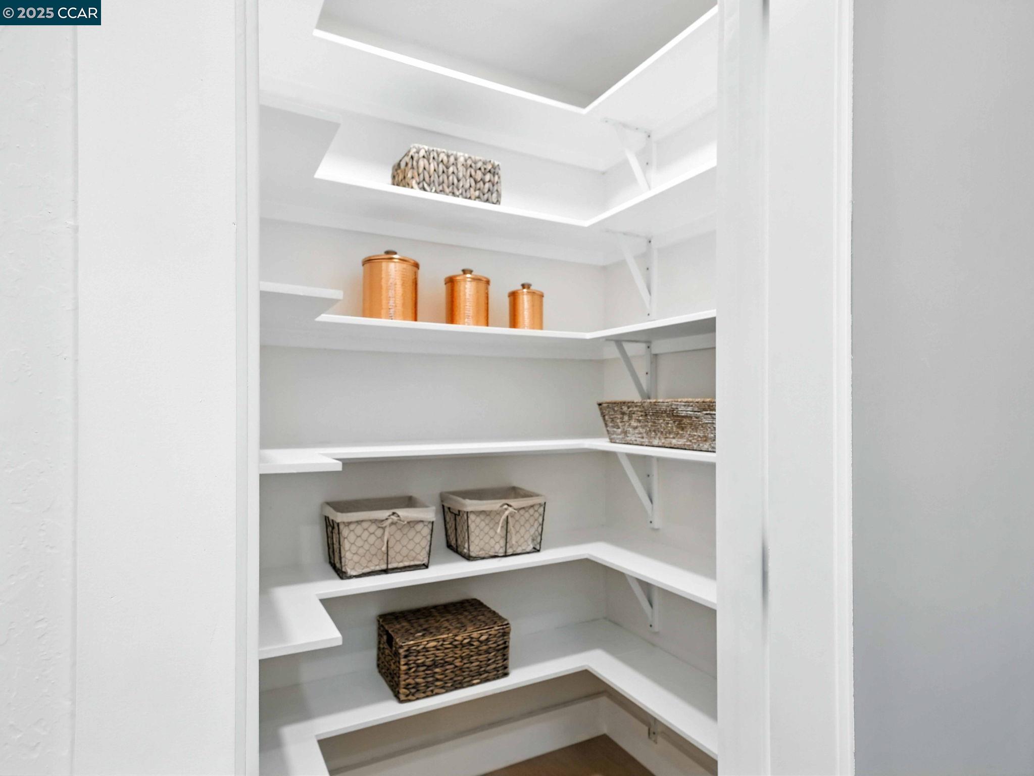 Detail Gallery Image 21 of 60 For 1542 Hillgrade Ave, Alamo,  CA 94507 - 4 Beds | 2/1 Baths