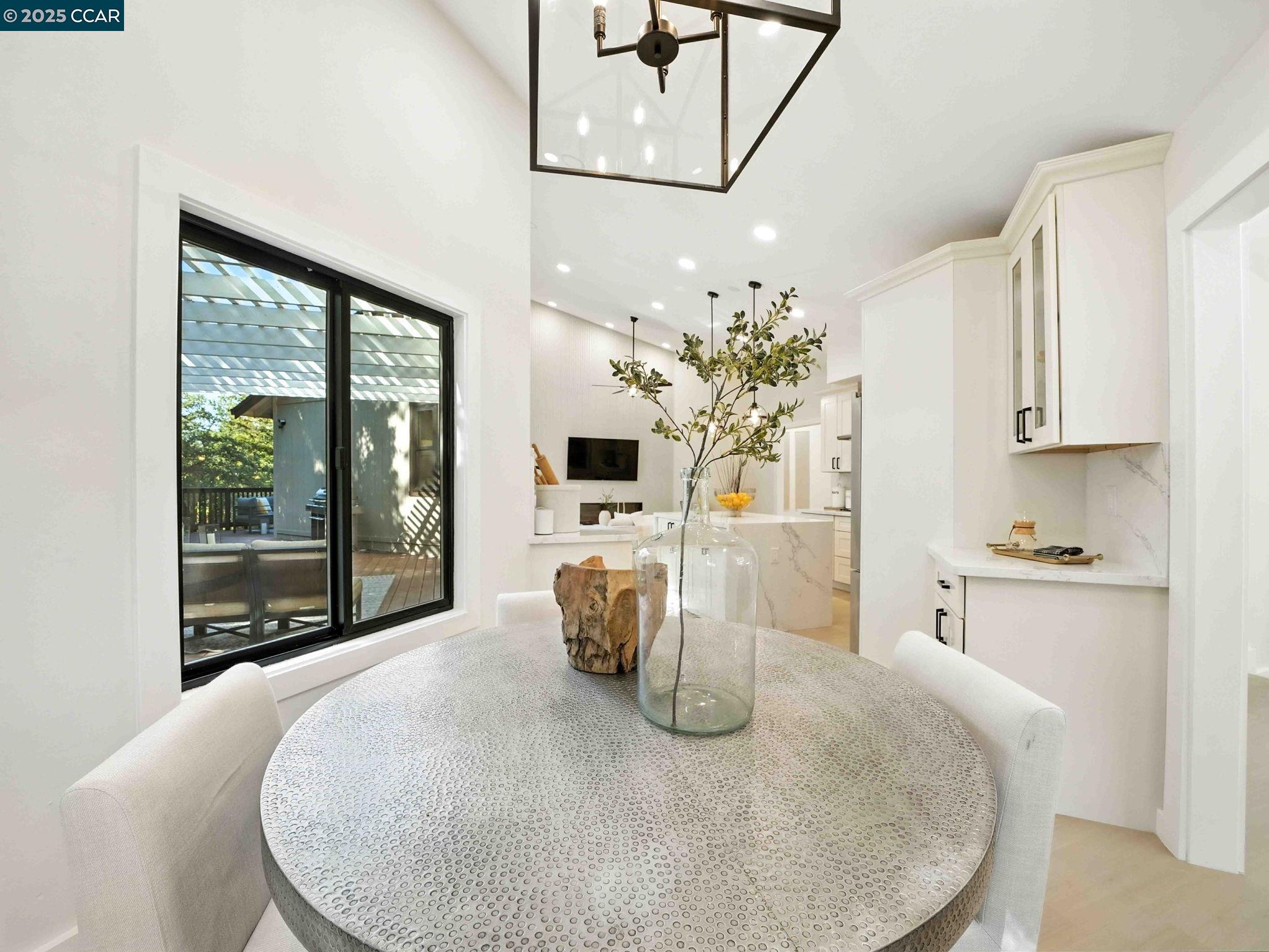 Detail Gallery Image 26 of 60 For 1542 Hillgrade Ave, Alamo,  CA 94507 - 4 Beds | 2/1 Baths